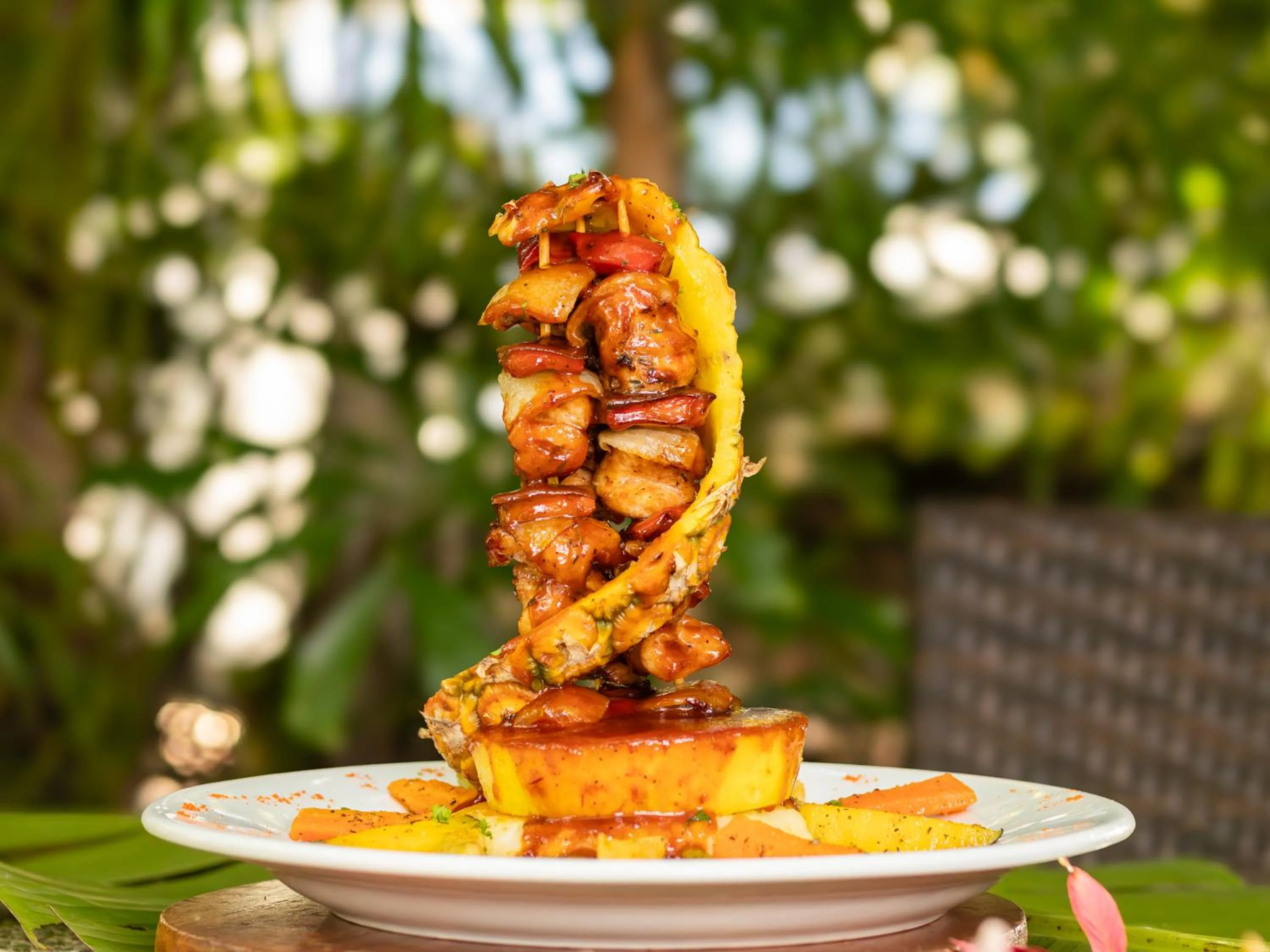 Restaurant/places to eat in El Sano Banano Beachside Hotel