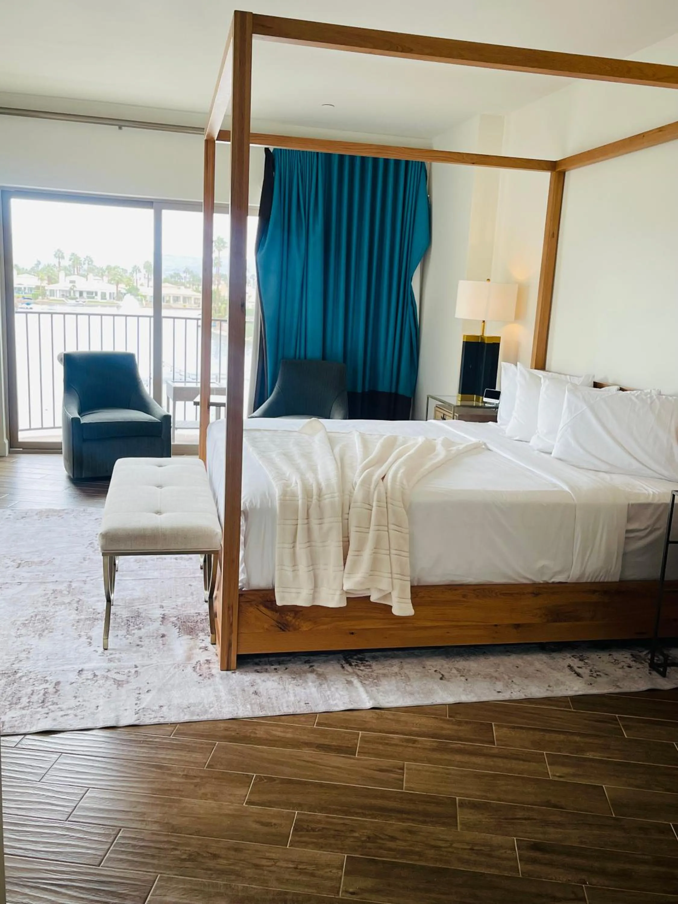 Bed in The Chateau at Lake La Quinta