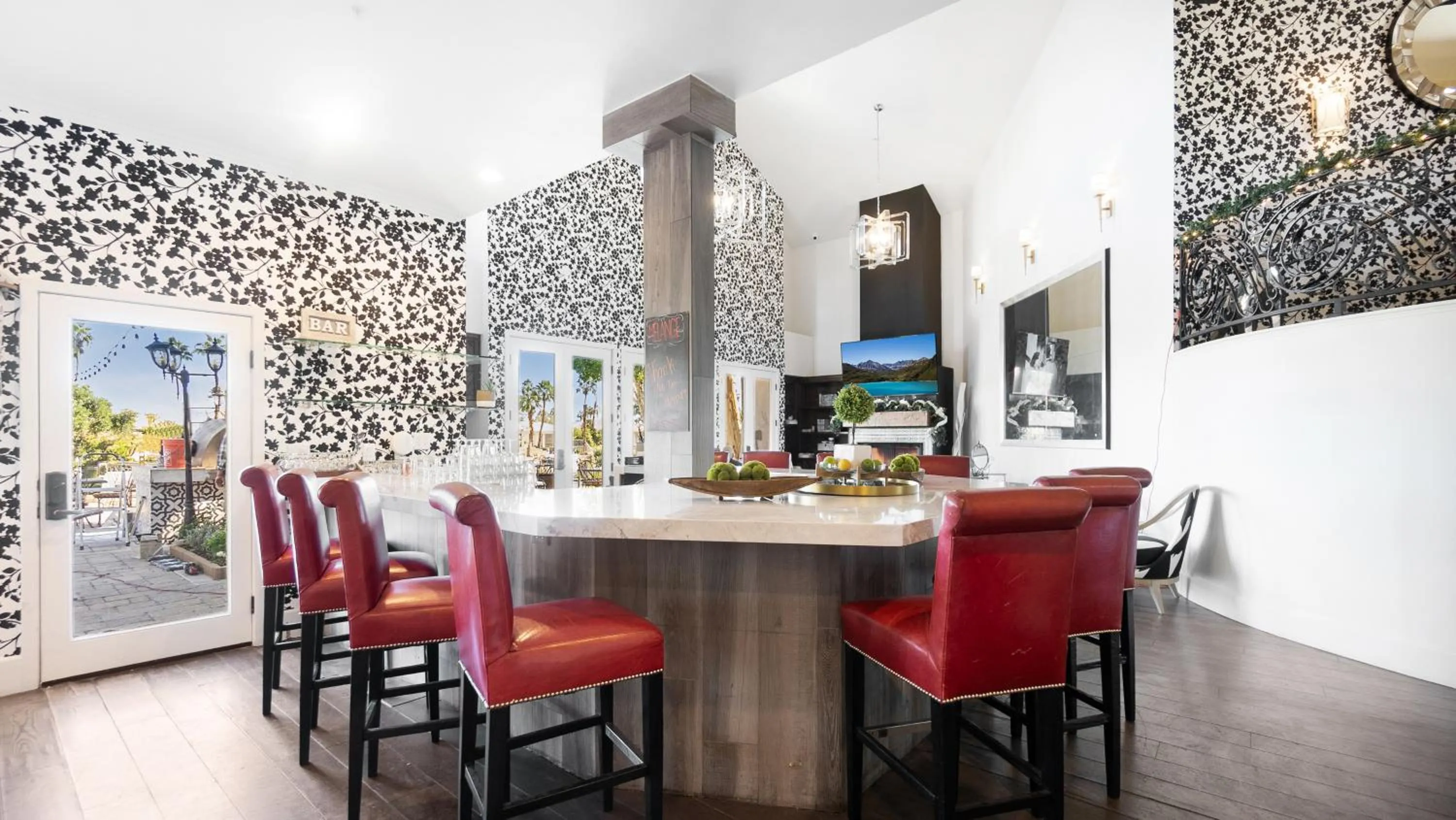 Restaurant/places to eat in The Chateau at Lake La Quinta