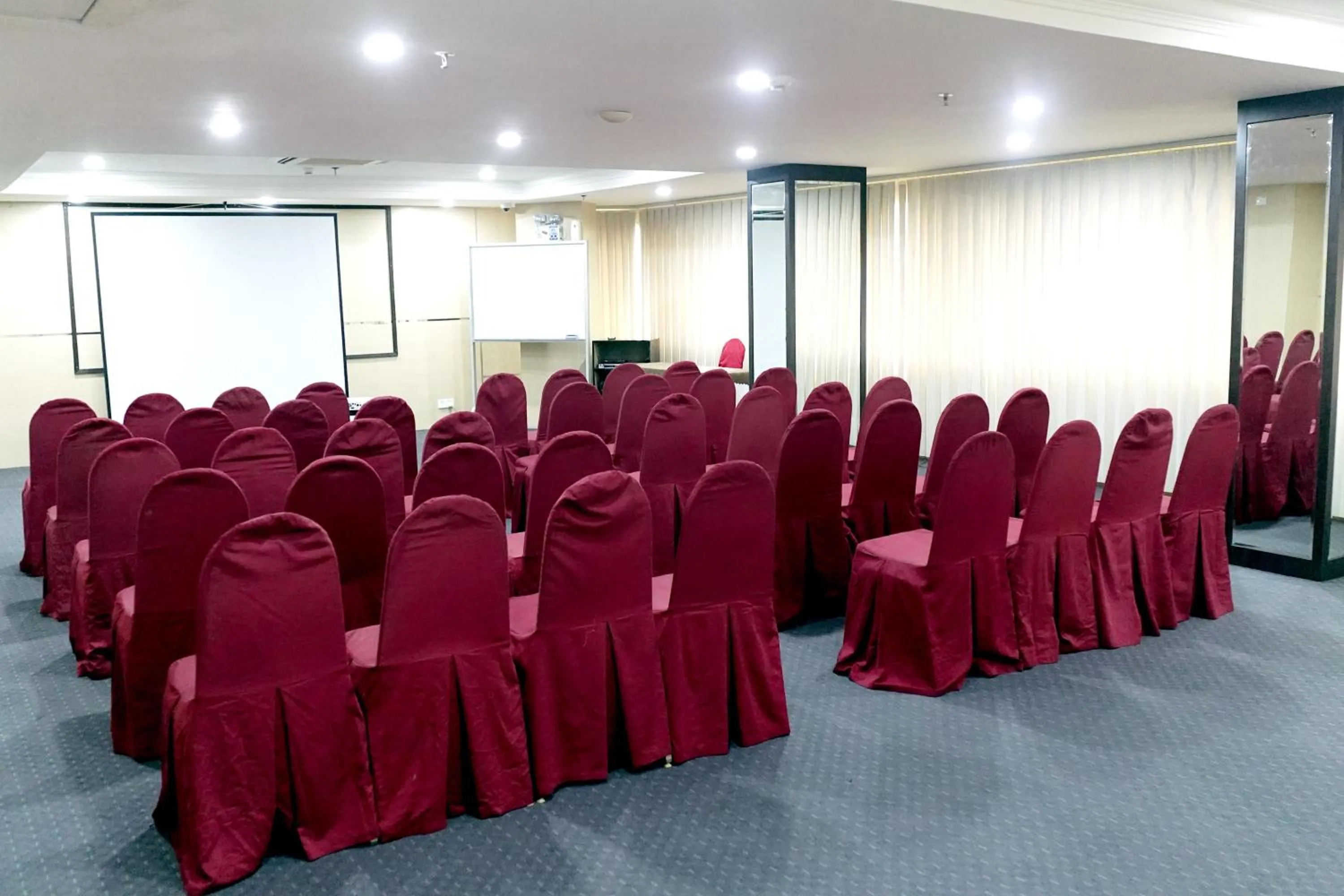 Meeting/conference room in Beverly Hotel Batam