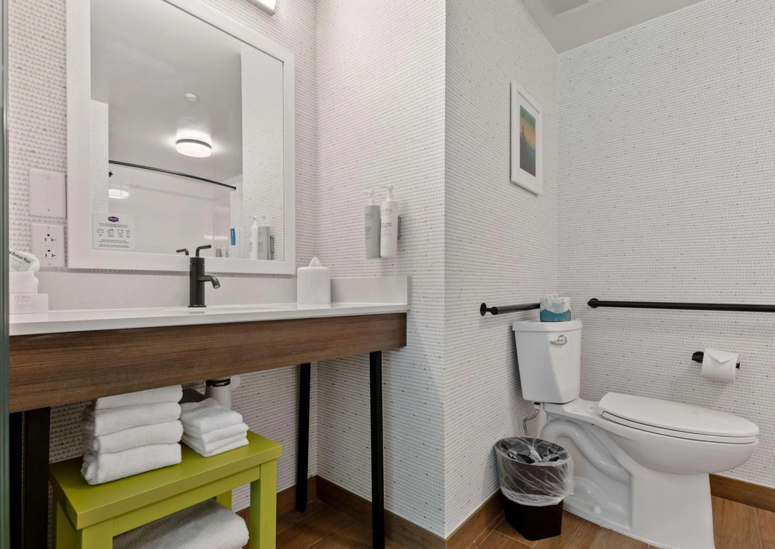 Bathroom in Hampton Inn & Suites Lake George