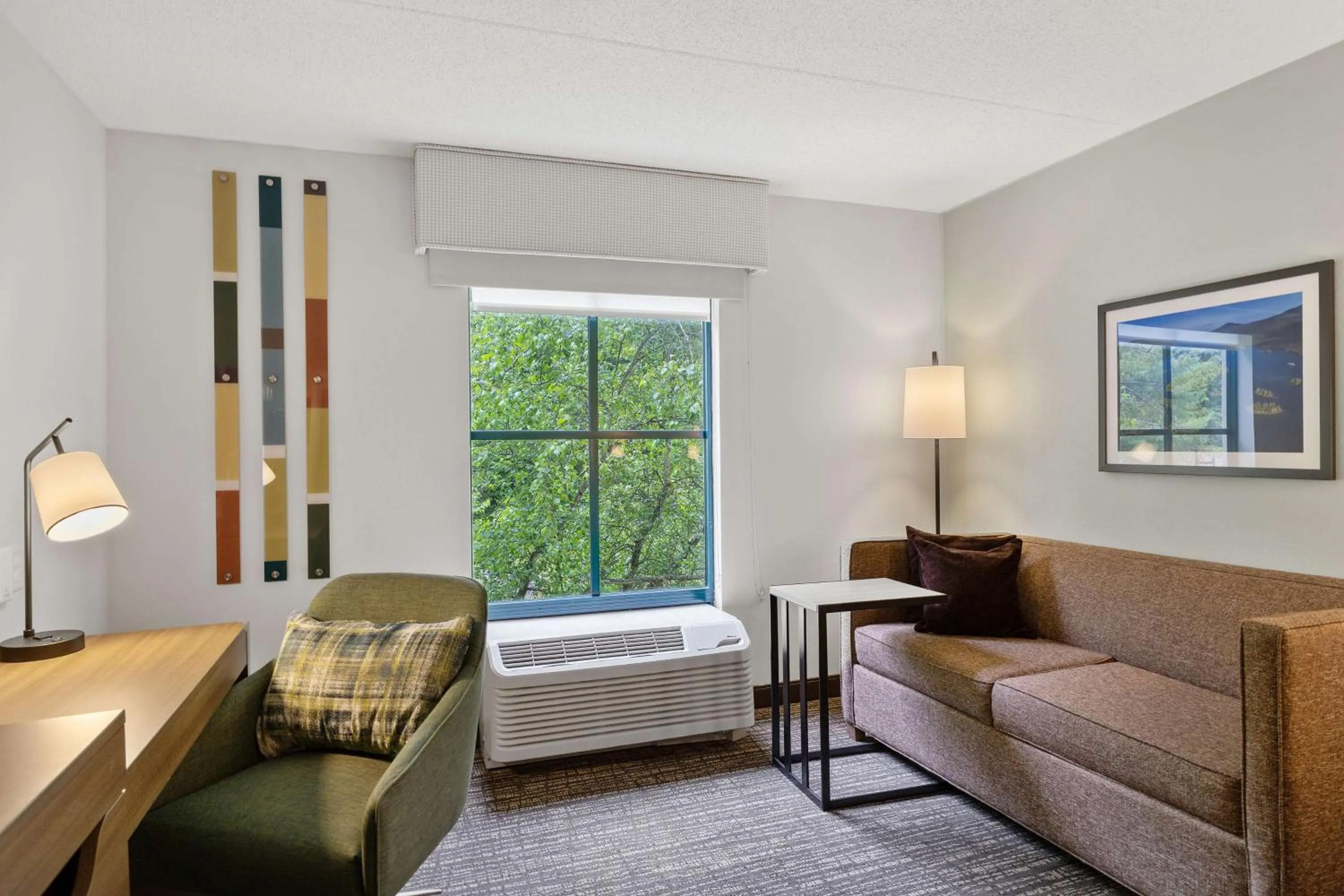 Living room in Hampton Inn & Suites Lake George