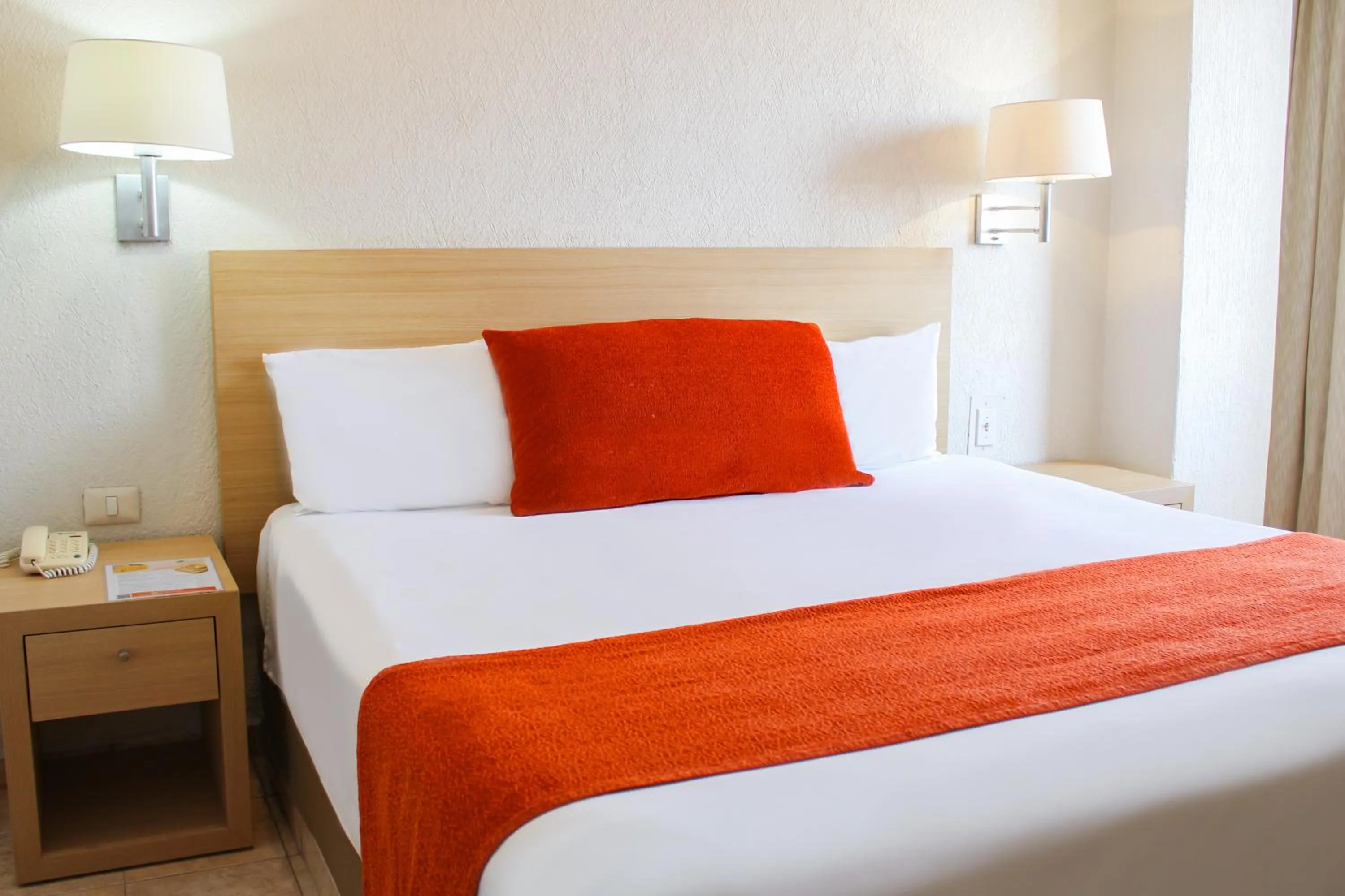 Bed in Hotel & Suites Real del Lago