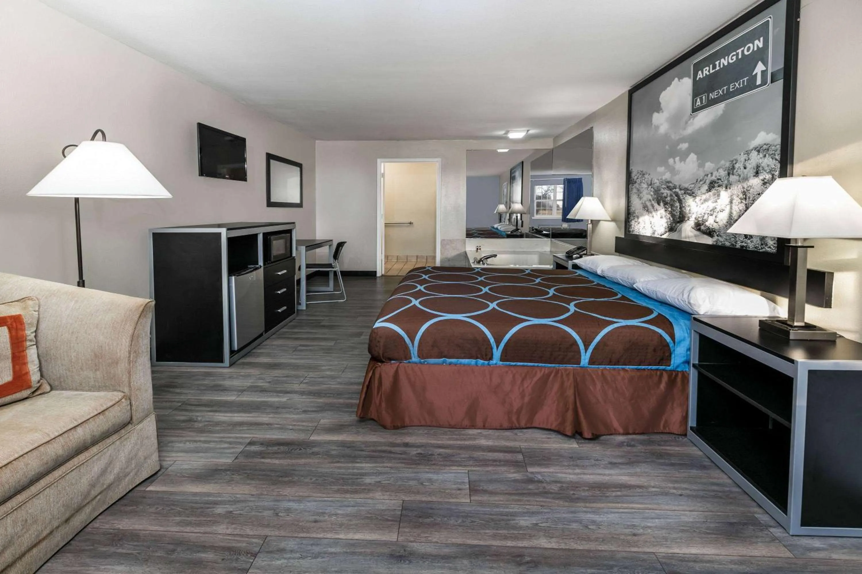 Photo of the whole room, Bed in Super 8 by Wyndham Arlington Near AT&T Stadium