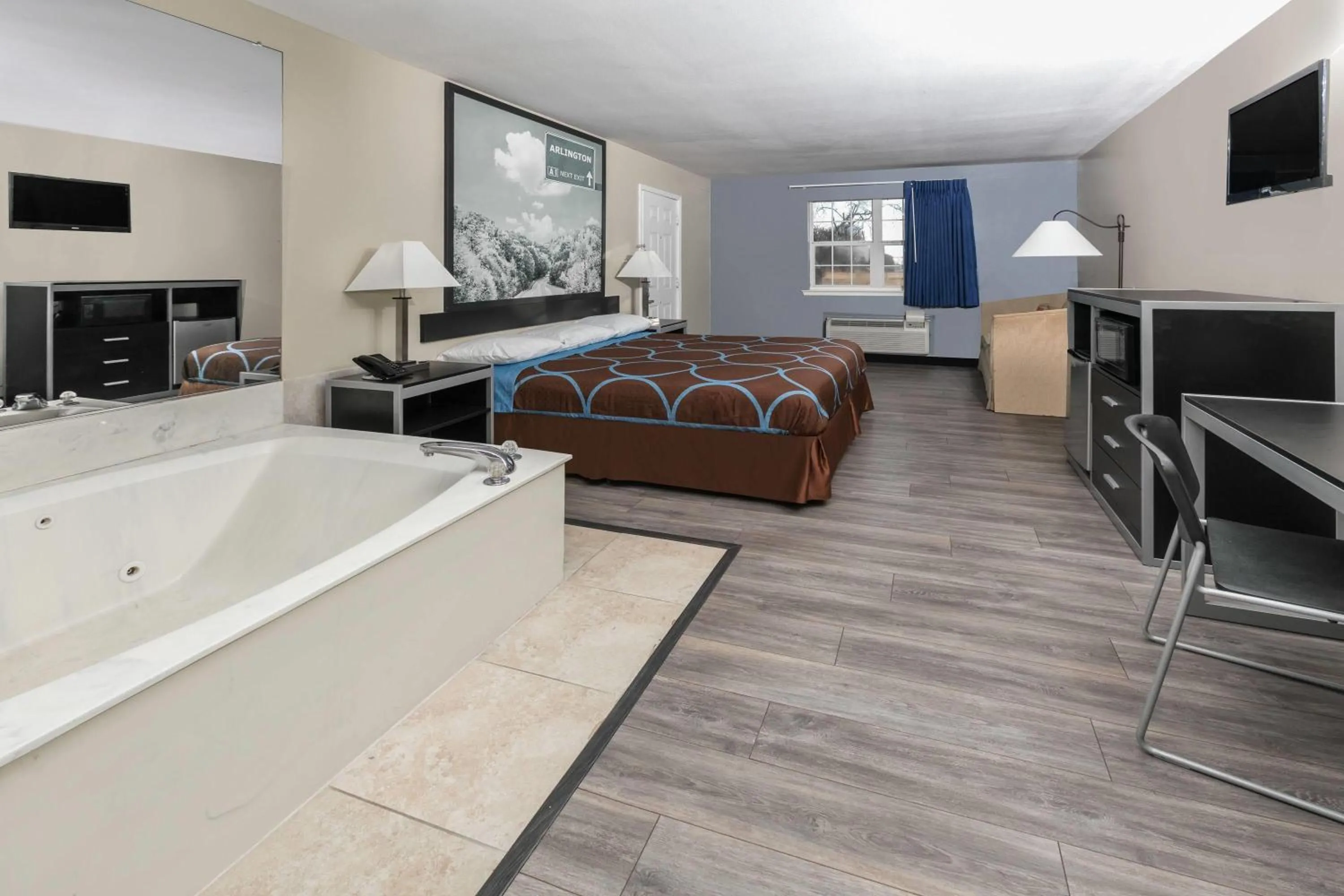 Photo of the whole room, Bed in Super 8 by Wyndham Arlington Near AT&T Stadium