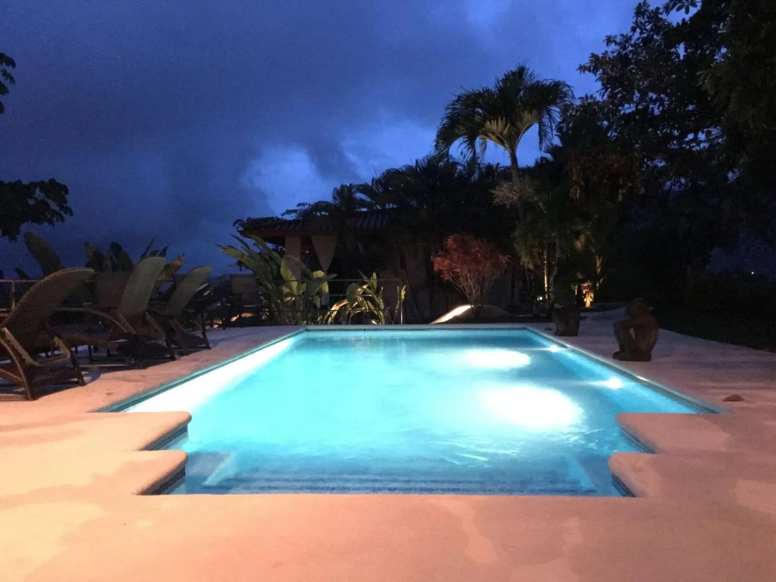 Night in Alma de Ojochal