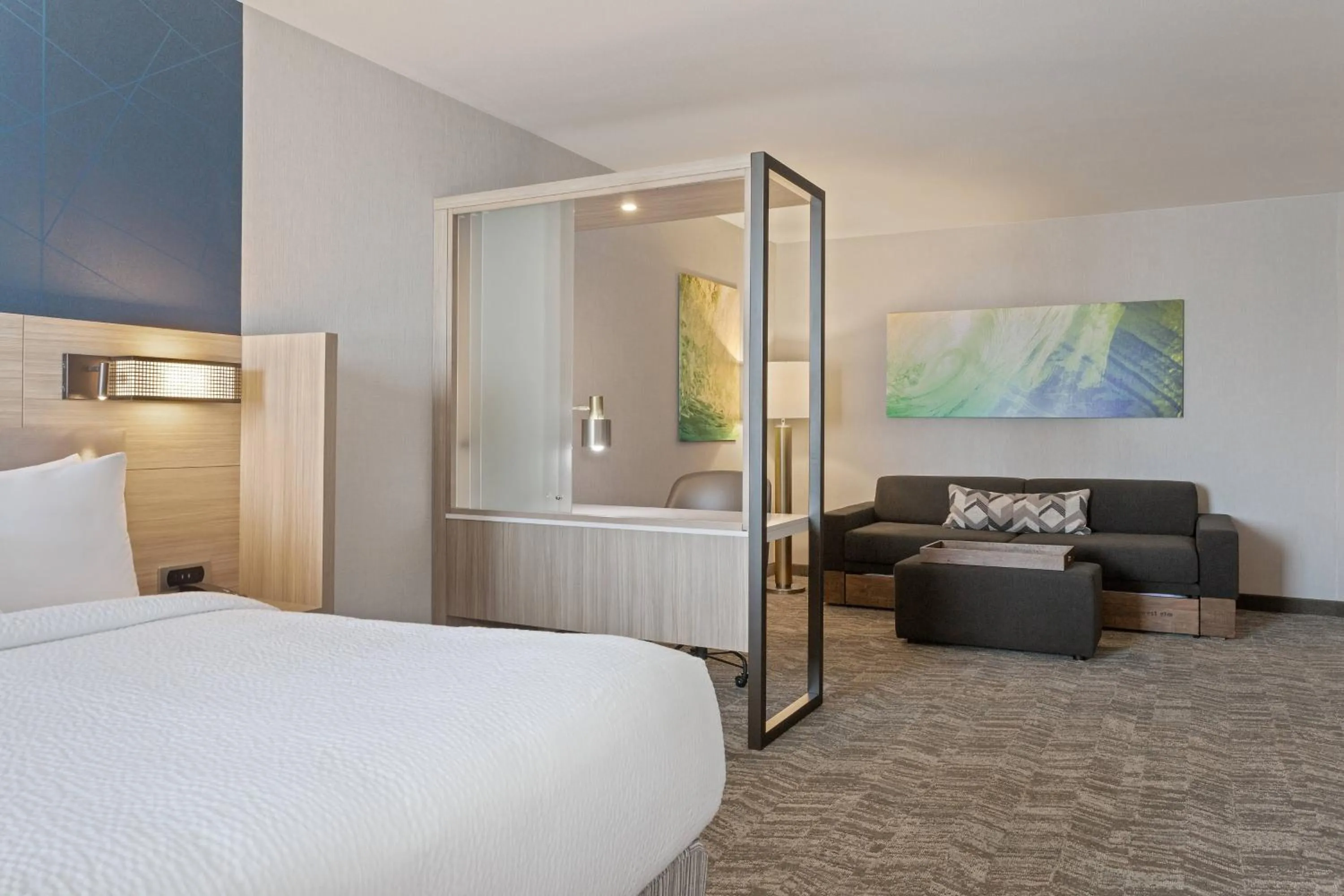 Photo of the whole room, Bed in SpringHill Suites by Marriott Ocala