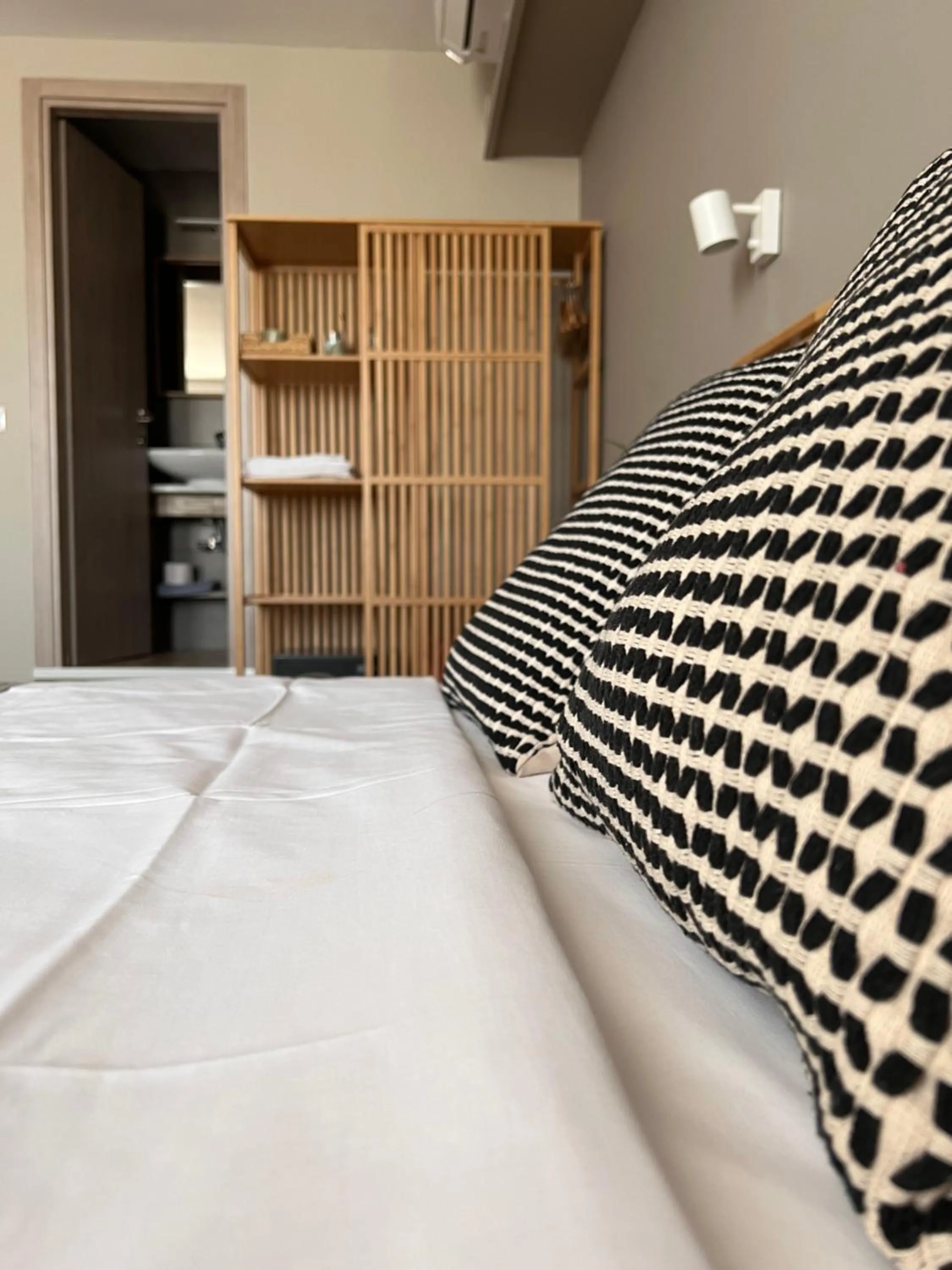 Bed in Luxor Premium Suites