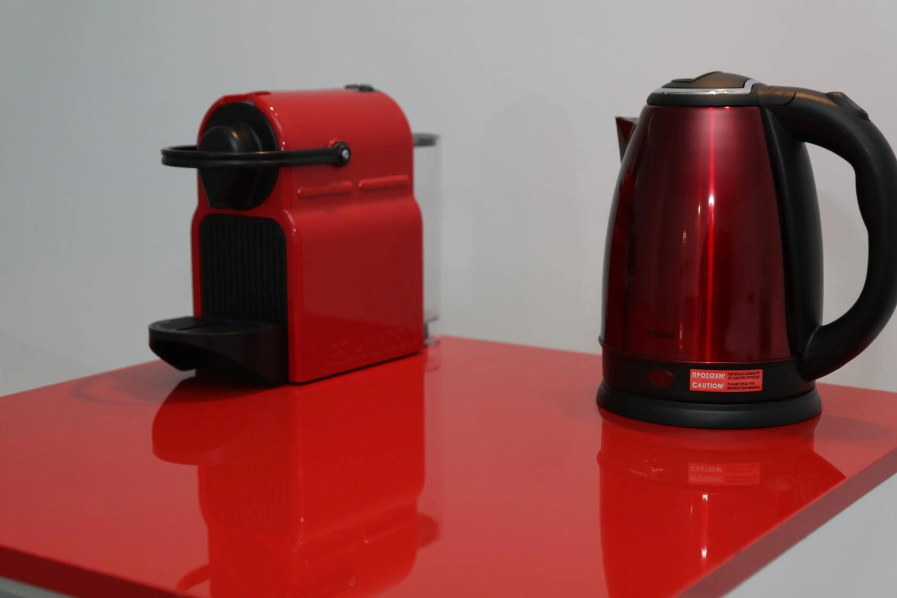 Coffee/tea facilities in Luxor Premium Suites