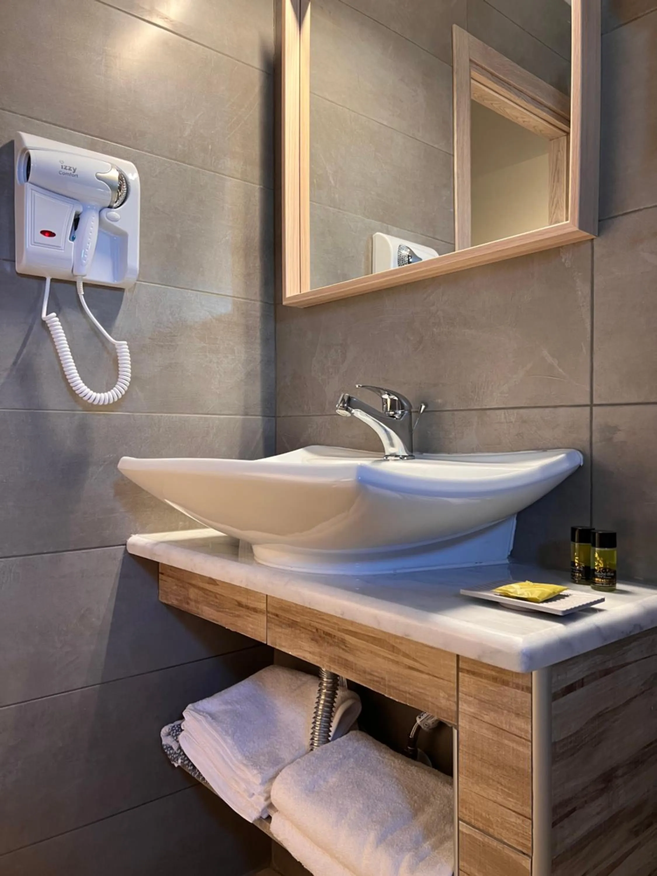 Bathroom in Luxor Premium Suites