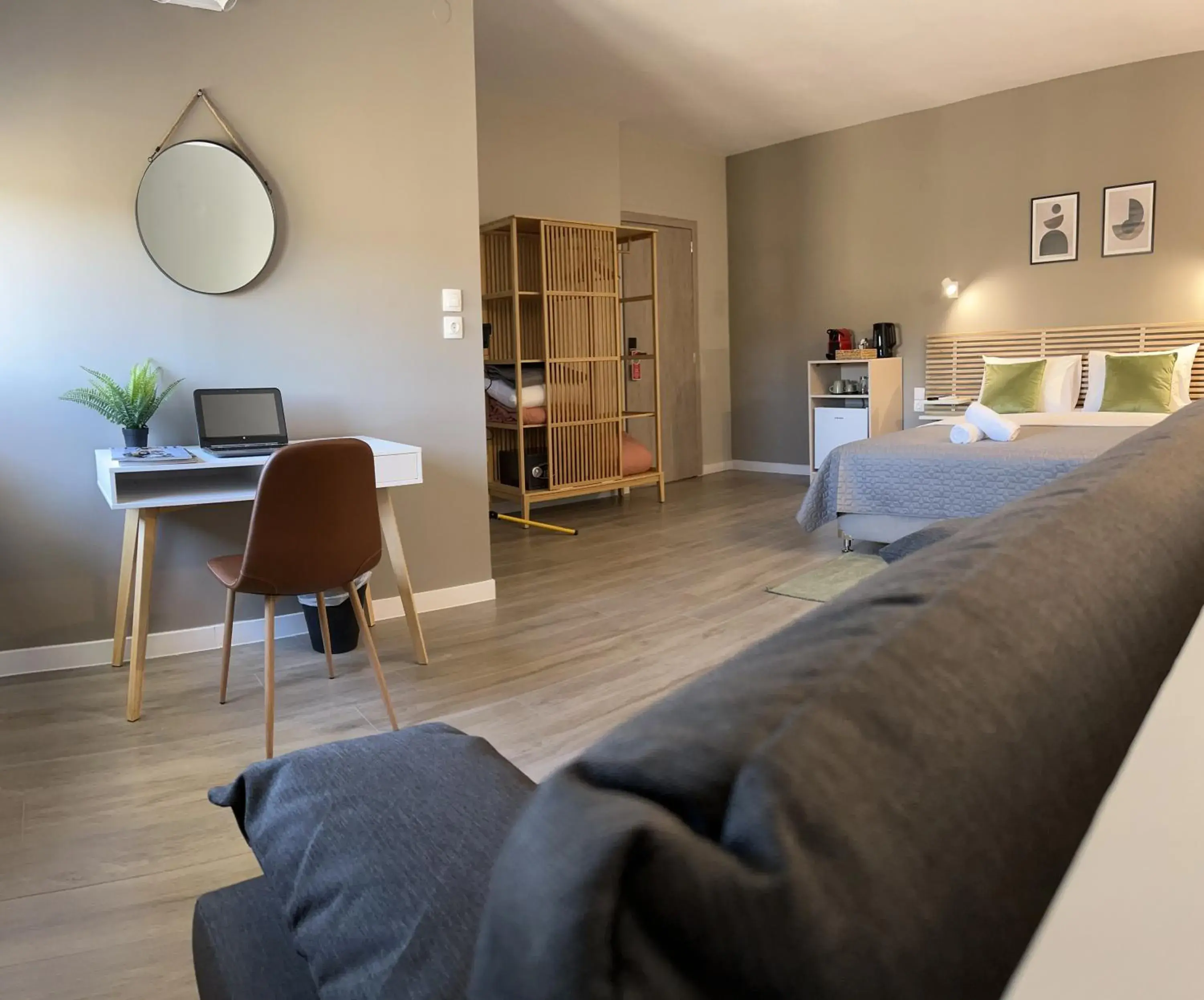 Deluxe Triple Room in Luxor Premium Suites Deluxe Triple Room in Luxor Premium Suites