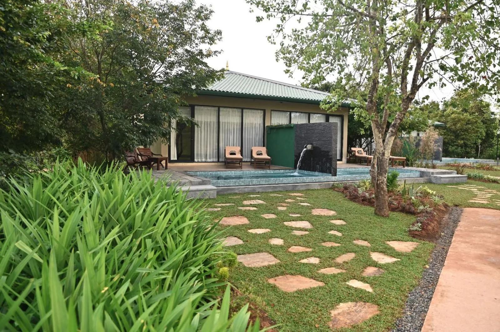 Property building in Sigiriya King's Resort