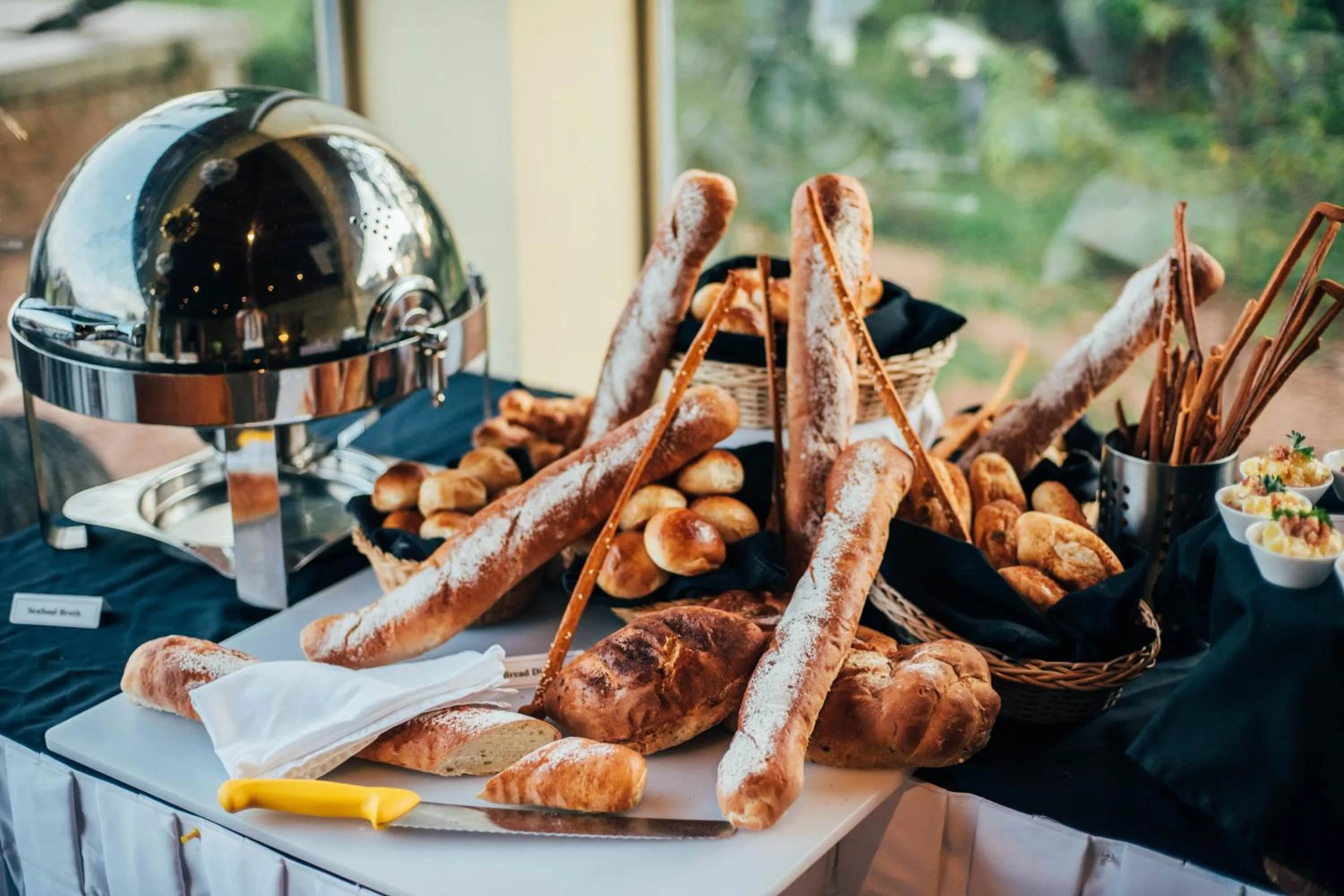 Buffet breakfast in Sigiriya King's Resort