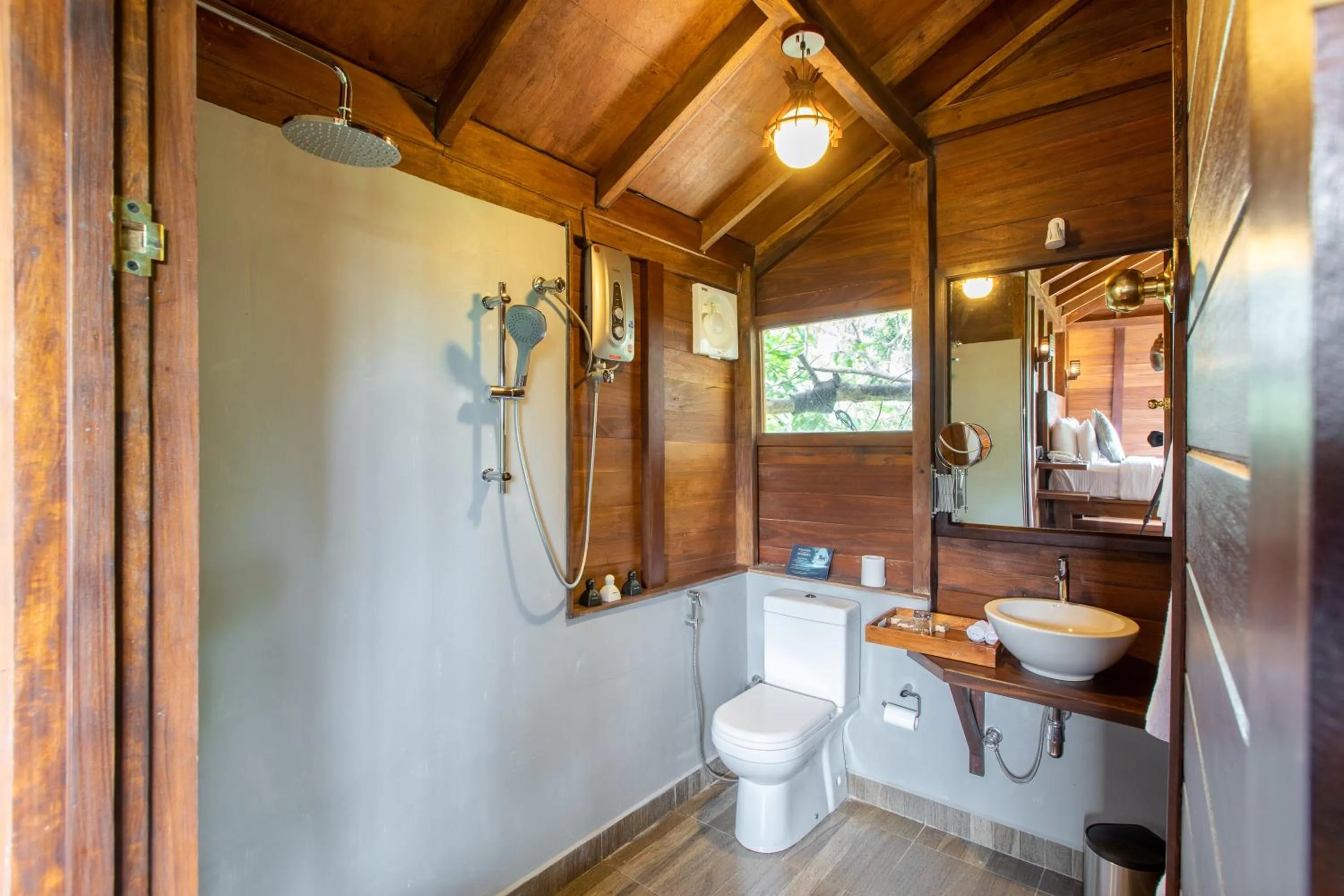 Toilet in Sigiriya King's Resort