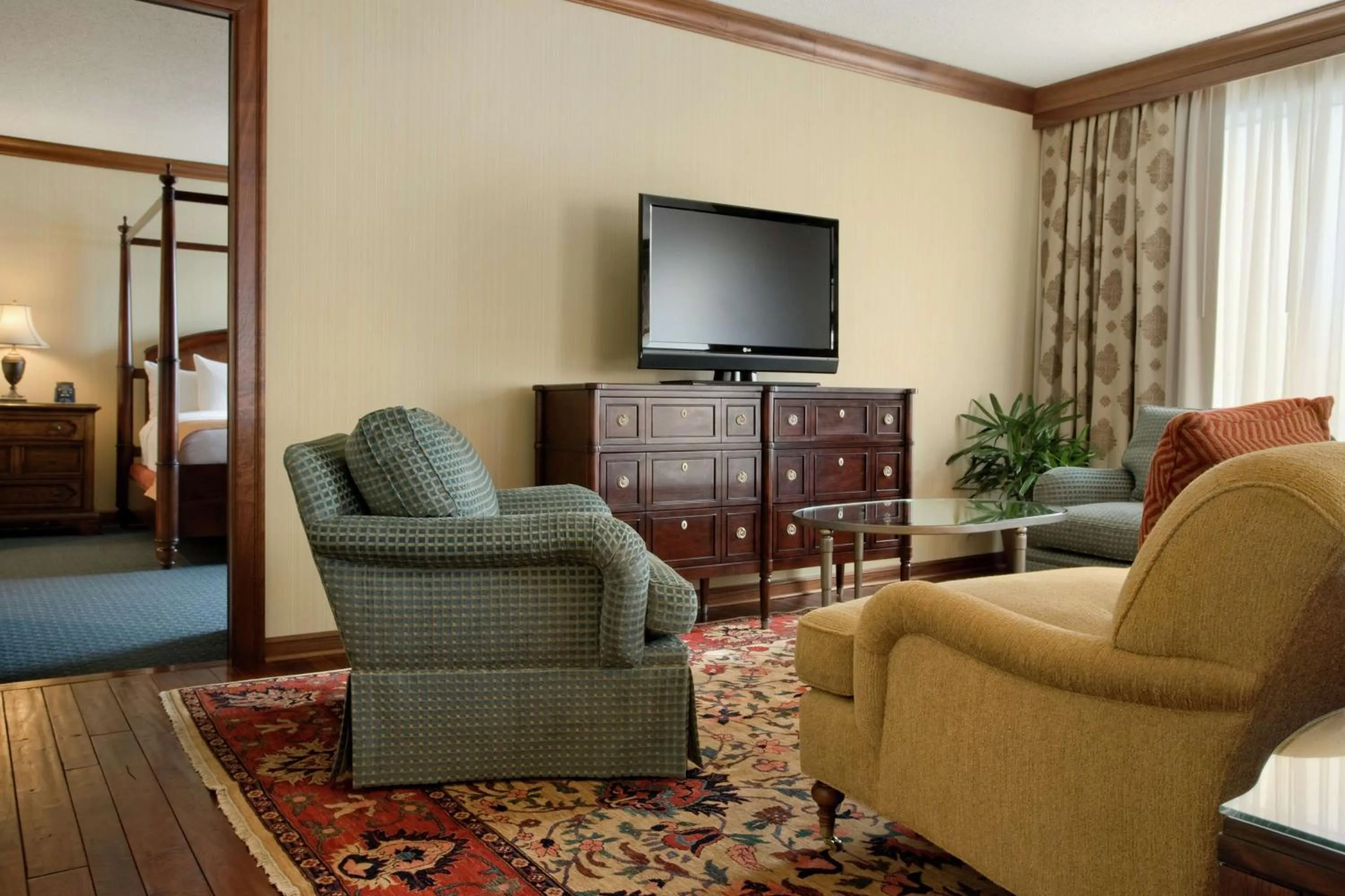 Living room in DoubleTree by Hilton Stamford