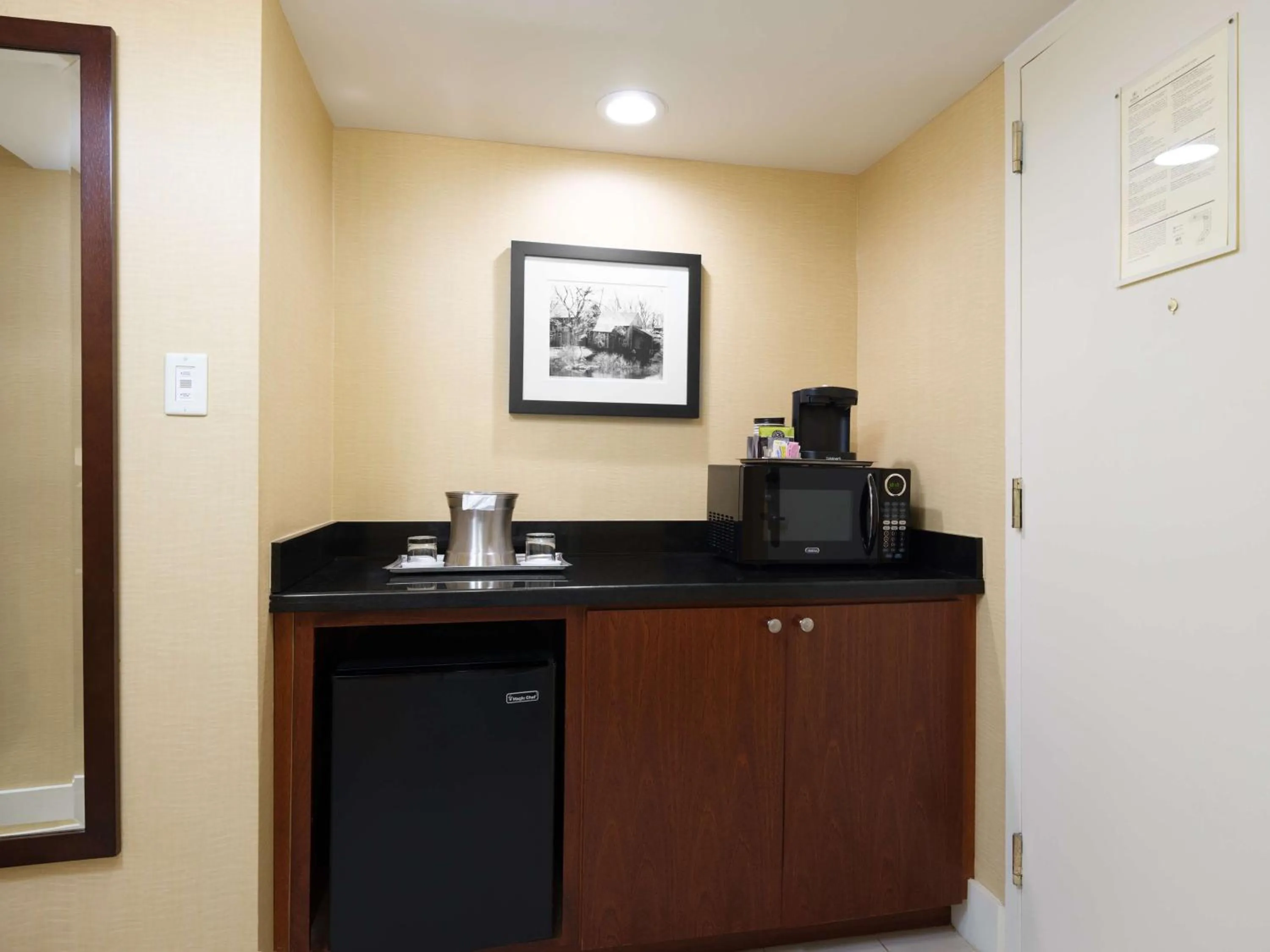 Kitchen or kitchenette in DoubleTree by Hilton Stamford
