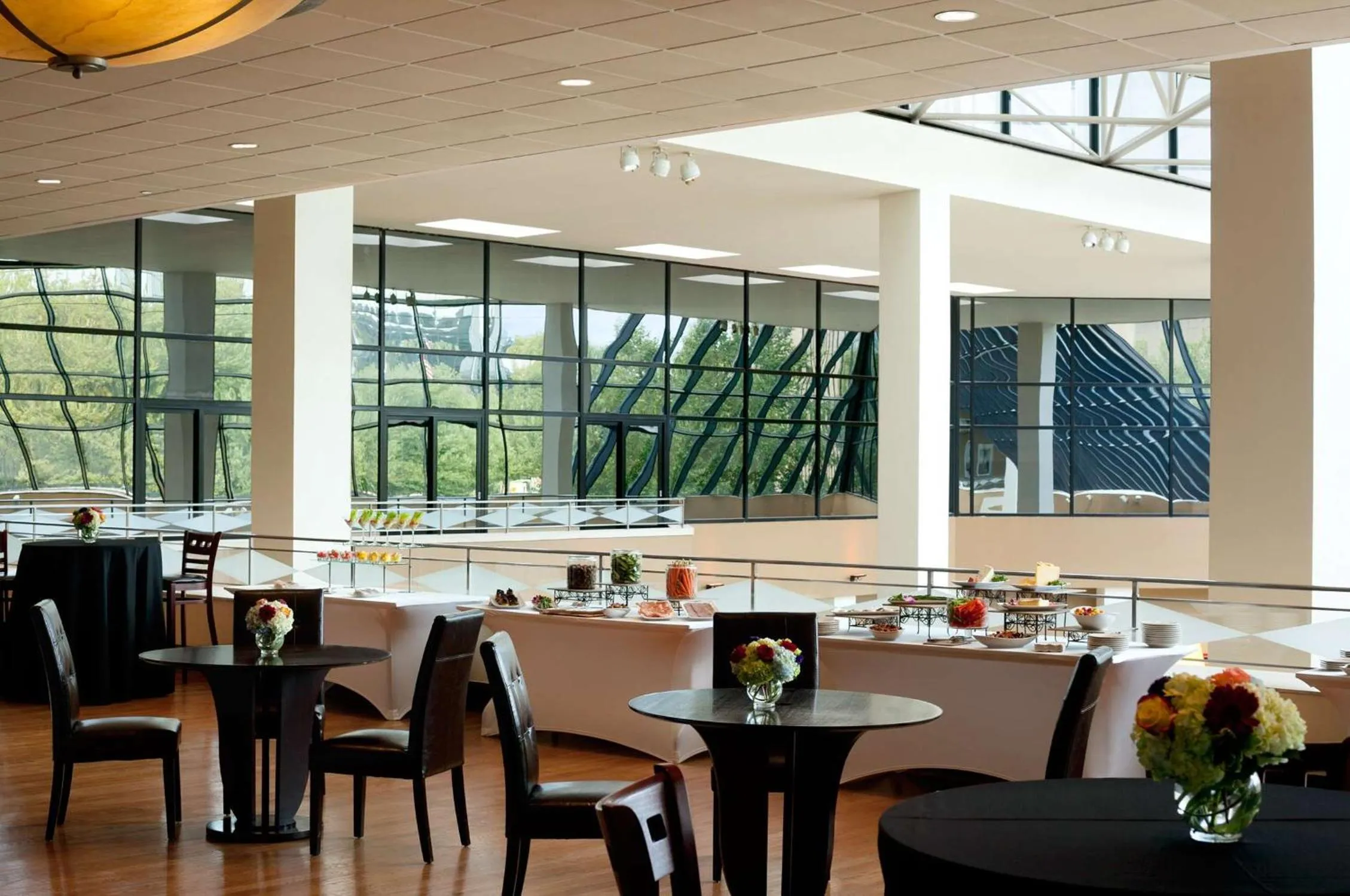 Restaurant/places to eat in DoubleTree by Hilton Stamford