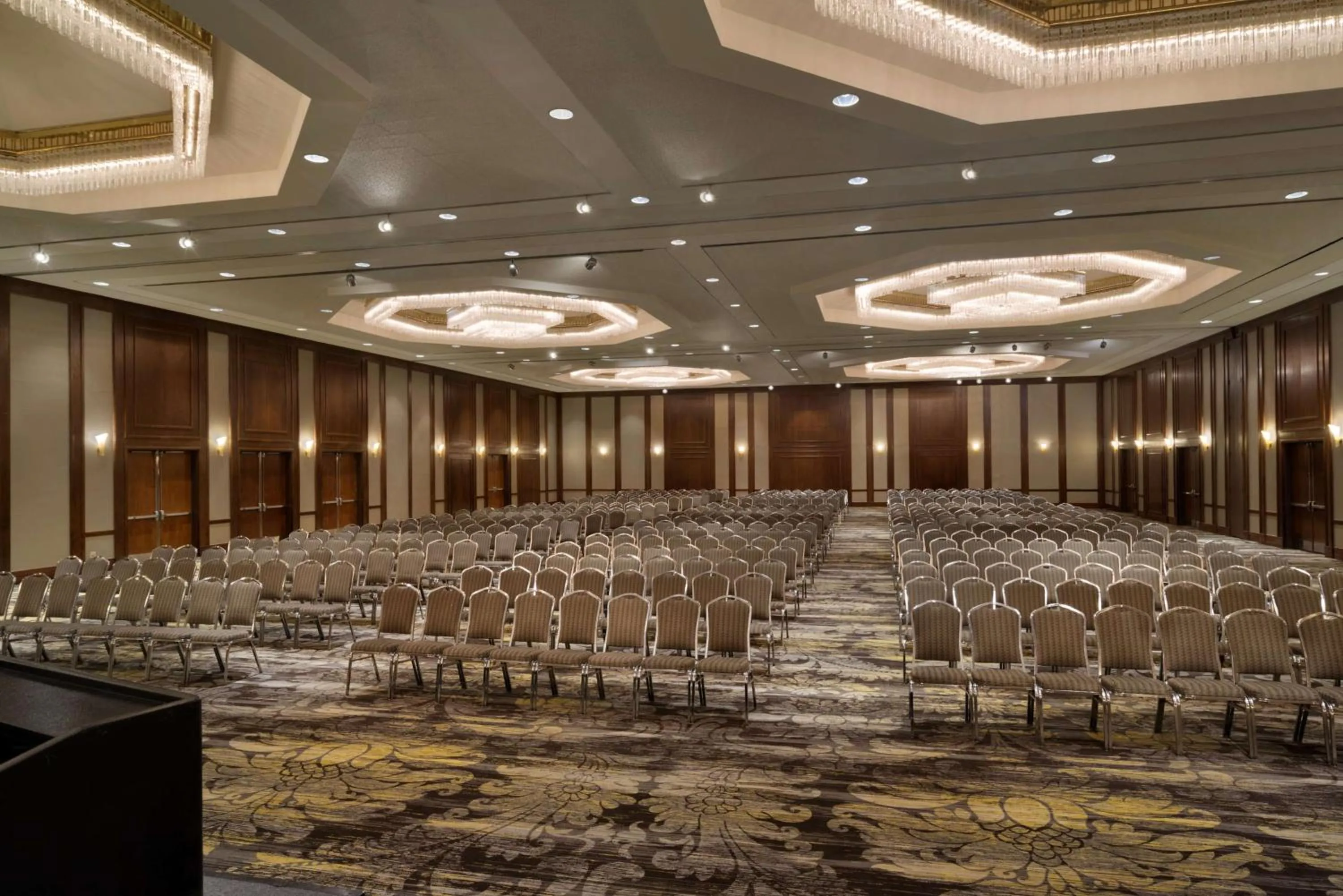 Meeting/conference room in DoubleTree by Hilton Stamford