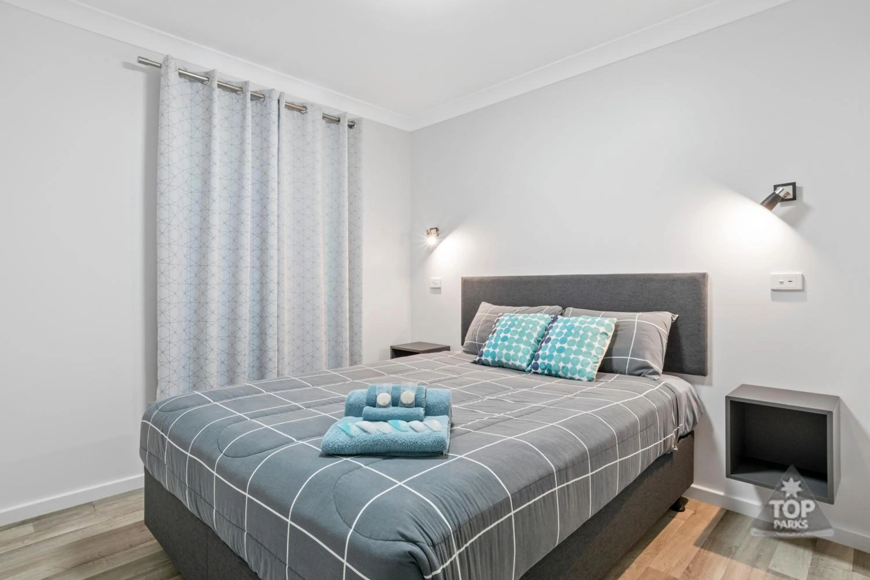 Bedroom, Bed in Esperance Bay Holiday Park