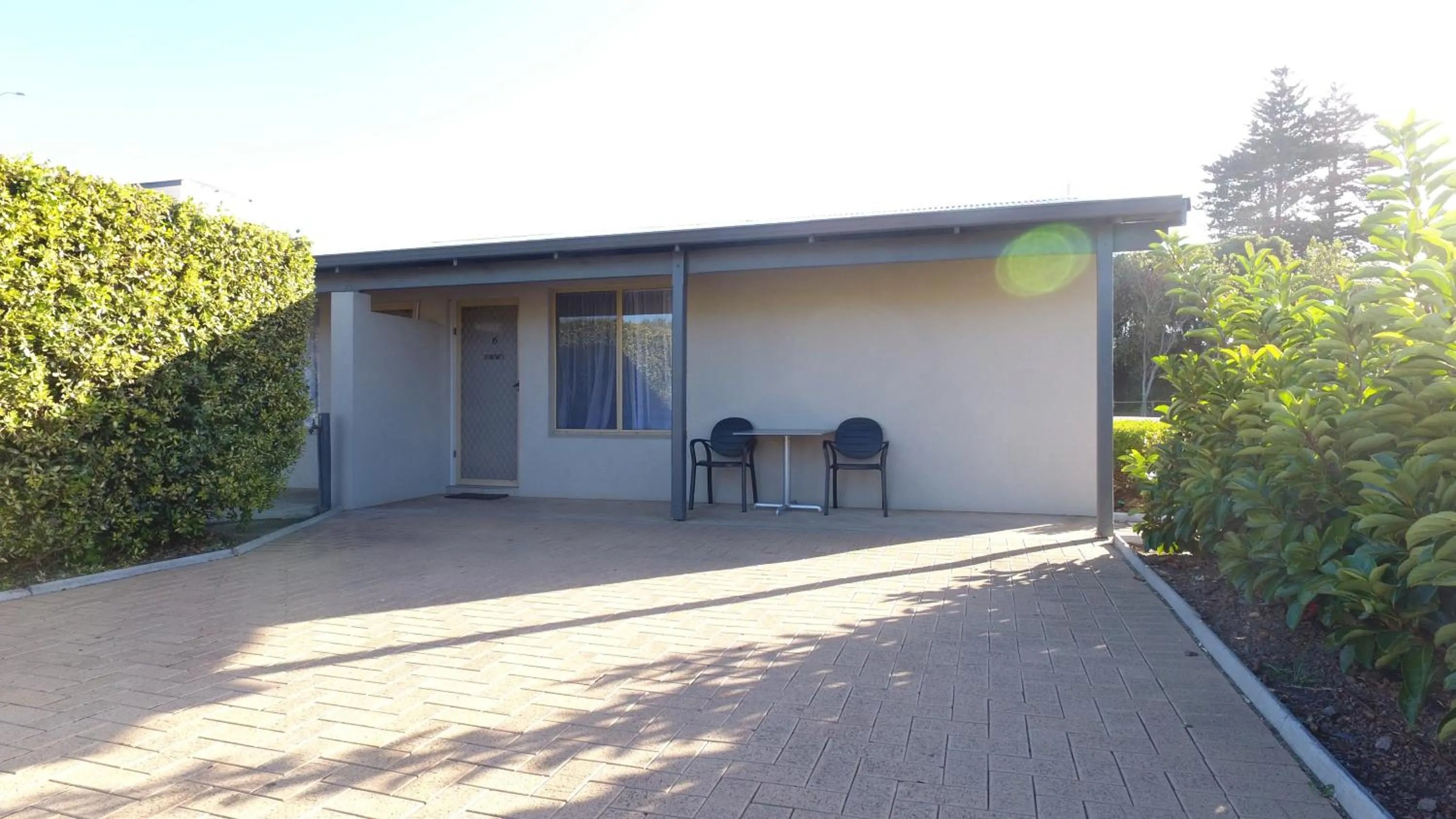 Facade/entrance in Esperance Bay Holiday Park