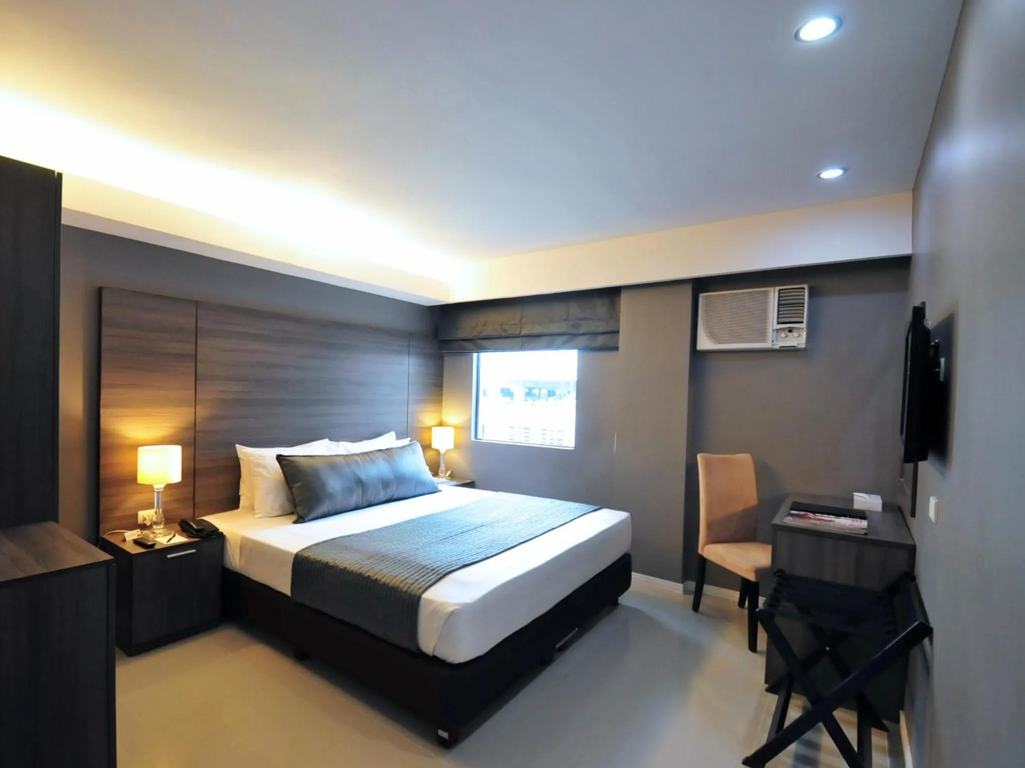 Bedroom, Bed in Astoria Greenbelt