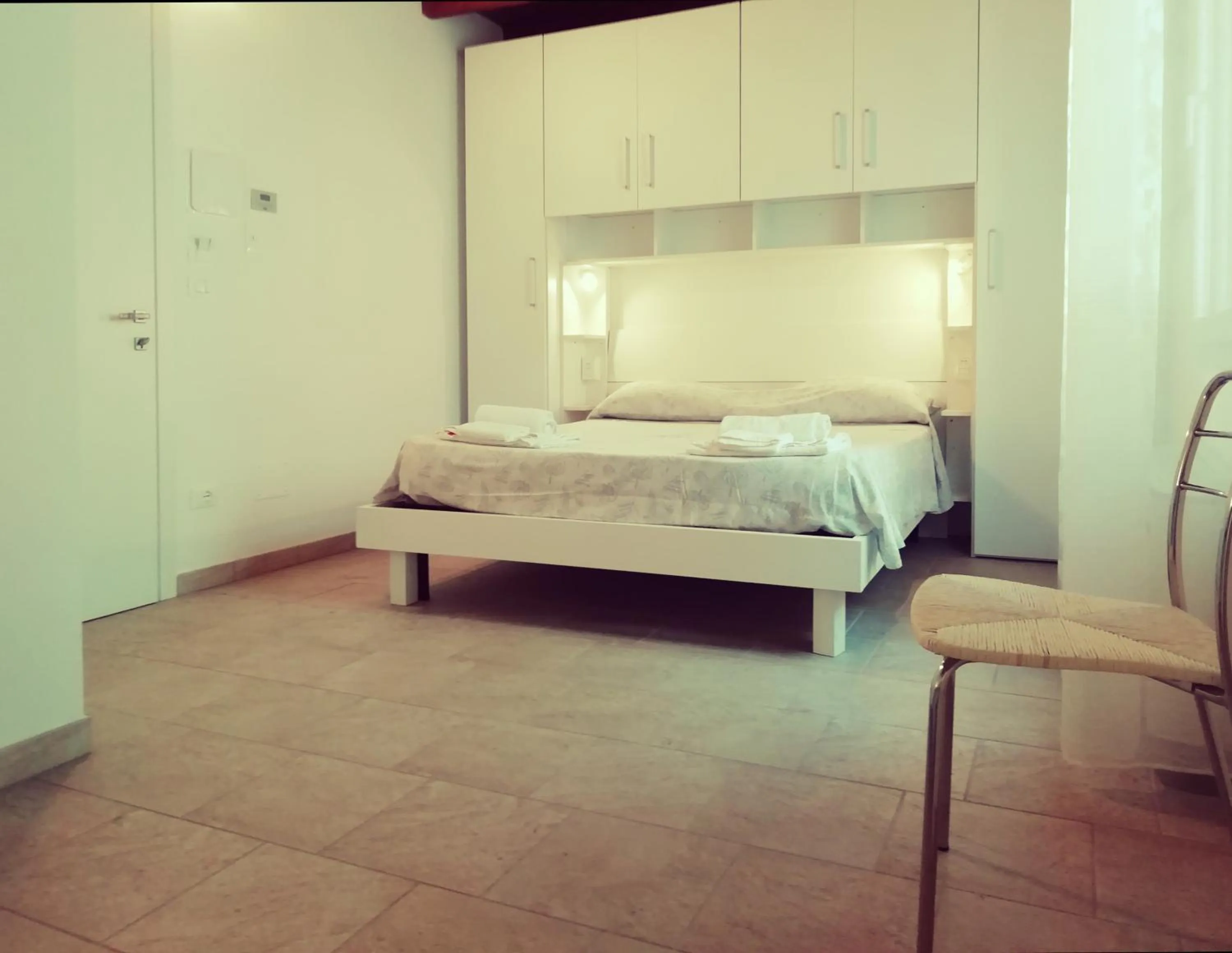 Photo of the whole room, Bed in Le mille e una notte