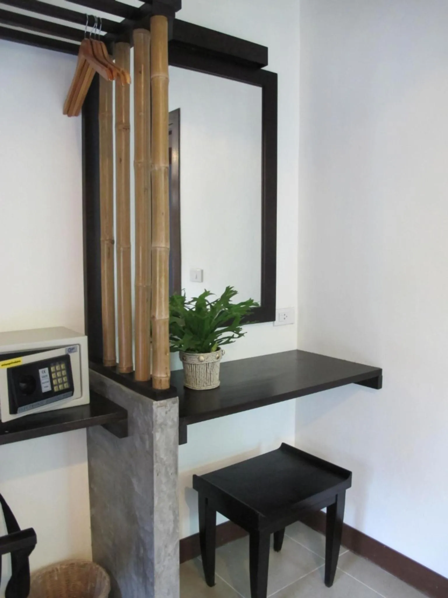 Decorative detail in Coco Lanta Resort - SHA Extra Plus