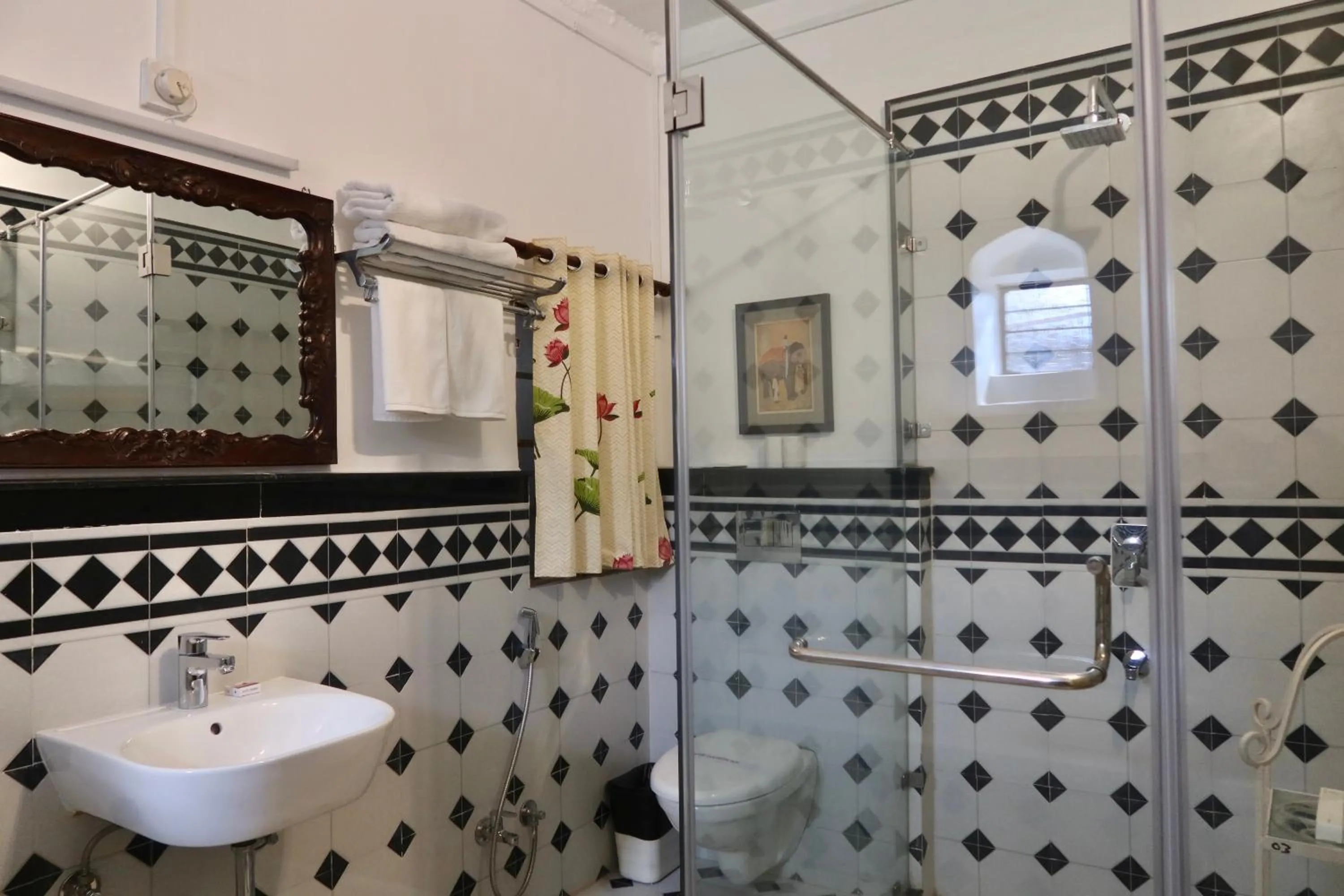 Bathroom in Dev Niwas - Heritage Hotel