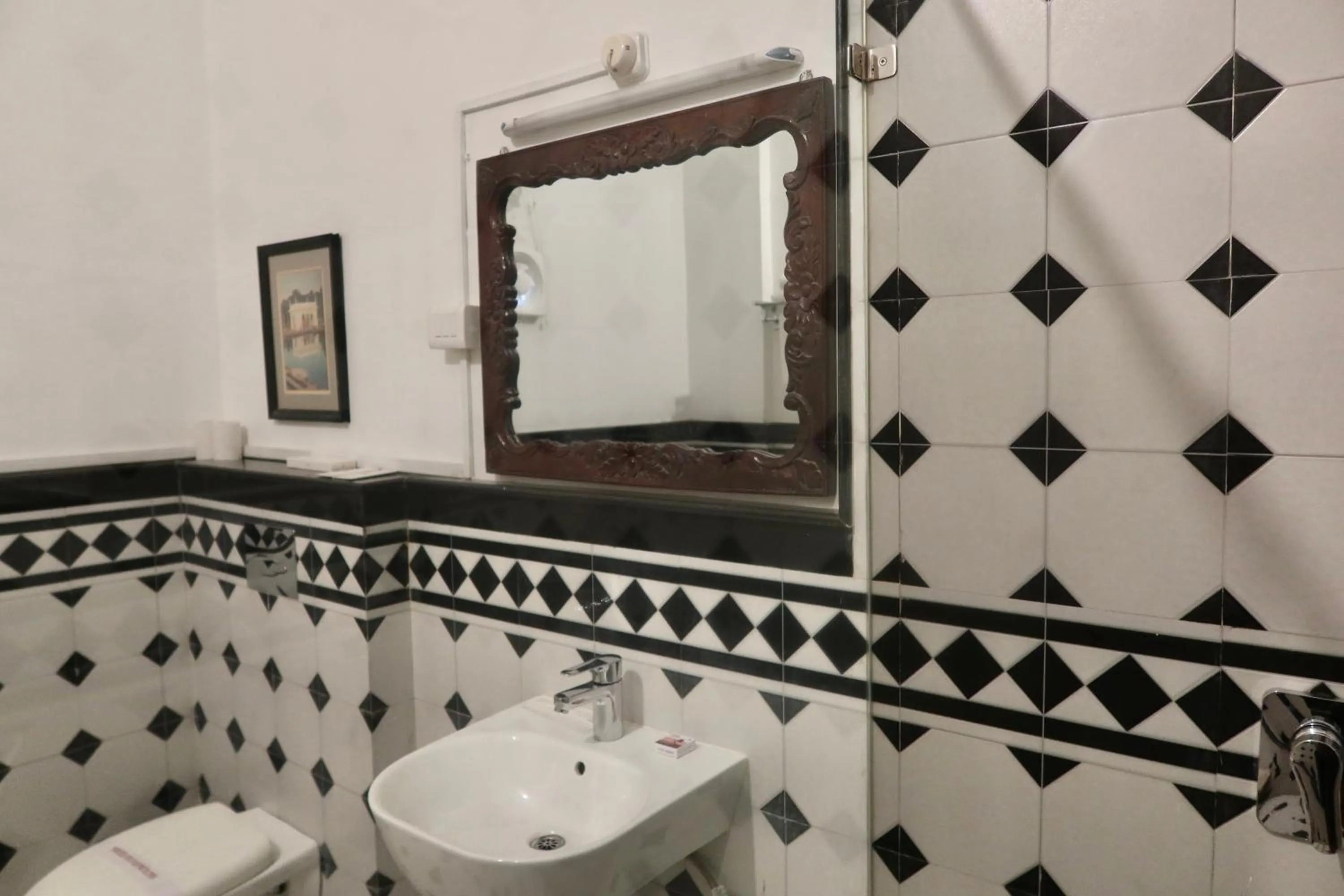 Bathroom in Dev Niwas - Heritage Hotel