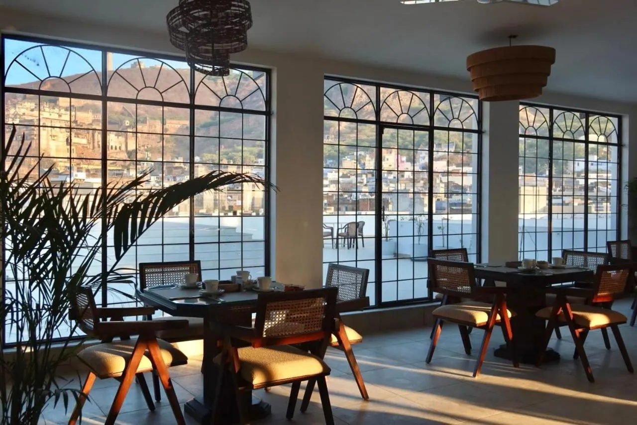 Restaurant/places to eat in Dev Niwas - Heritage Hotel