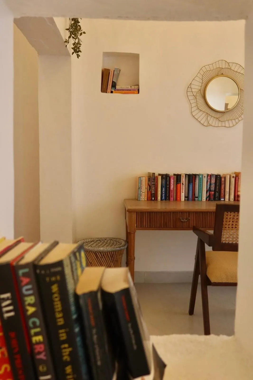 Library in Dev Niwas - Heritage Hotel