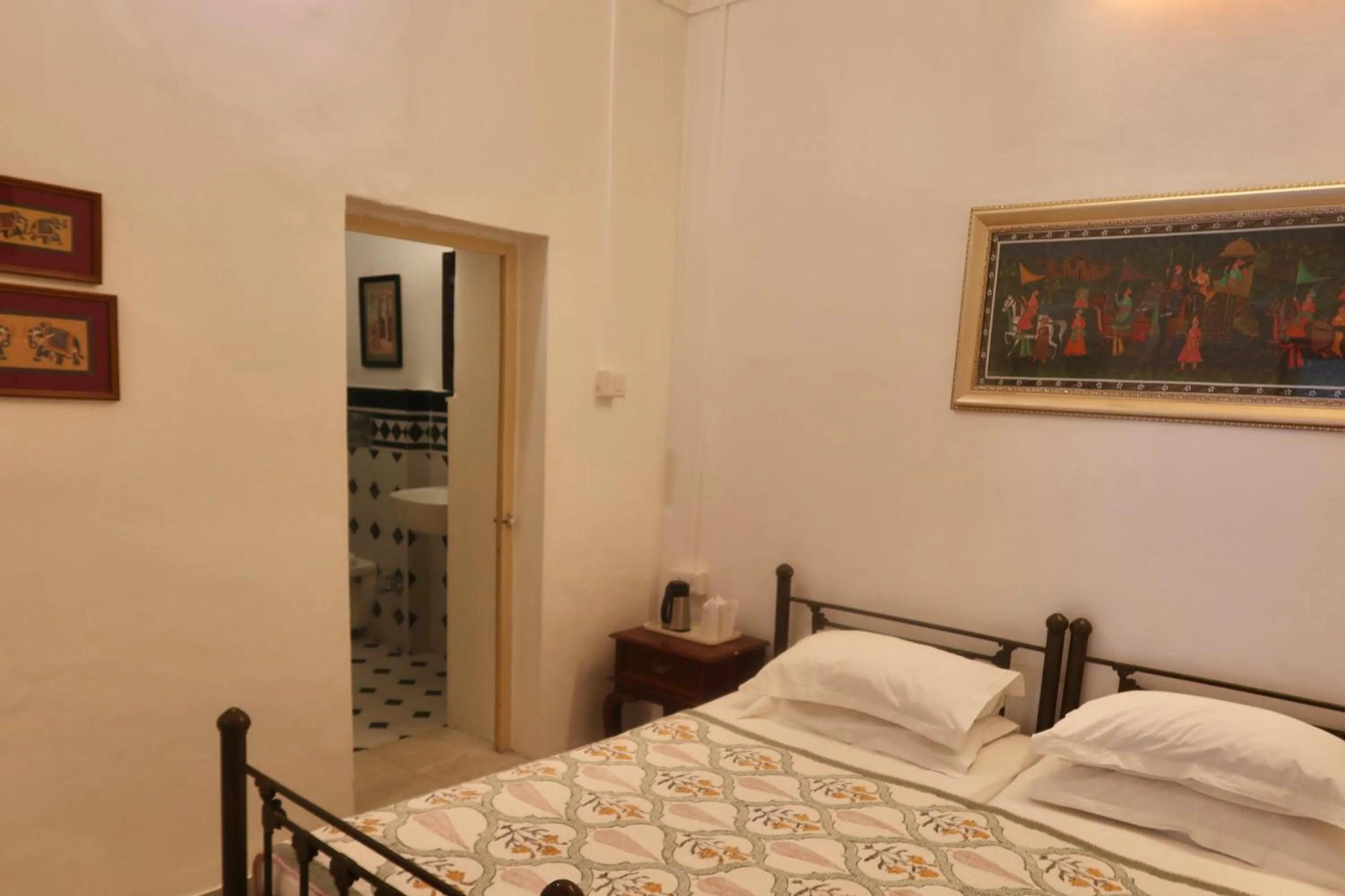 Bedroom, Bed in Dev Niwas - Heritage Hotel