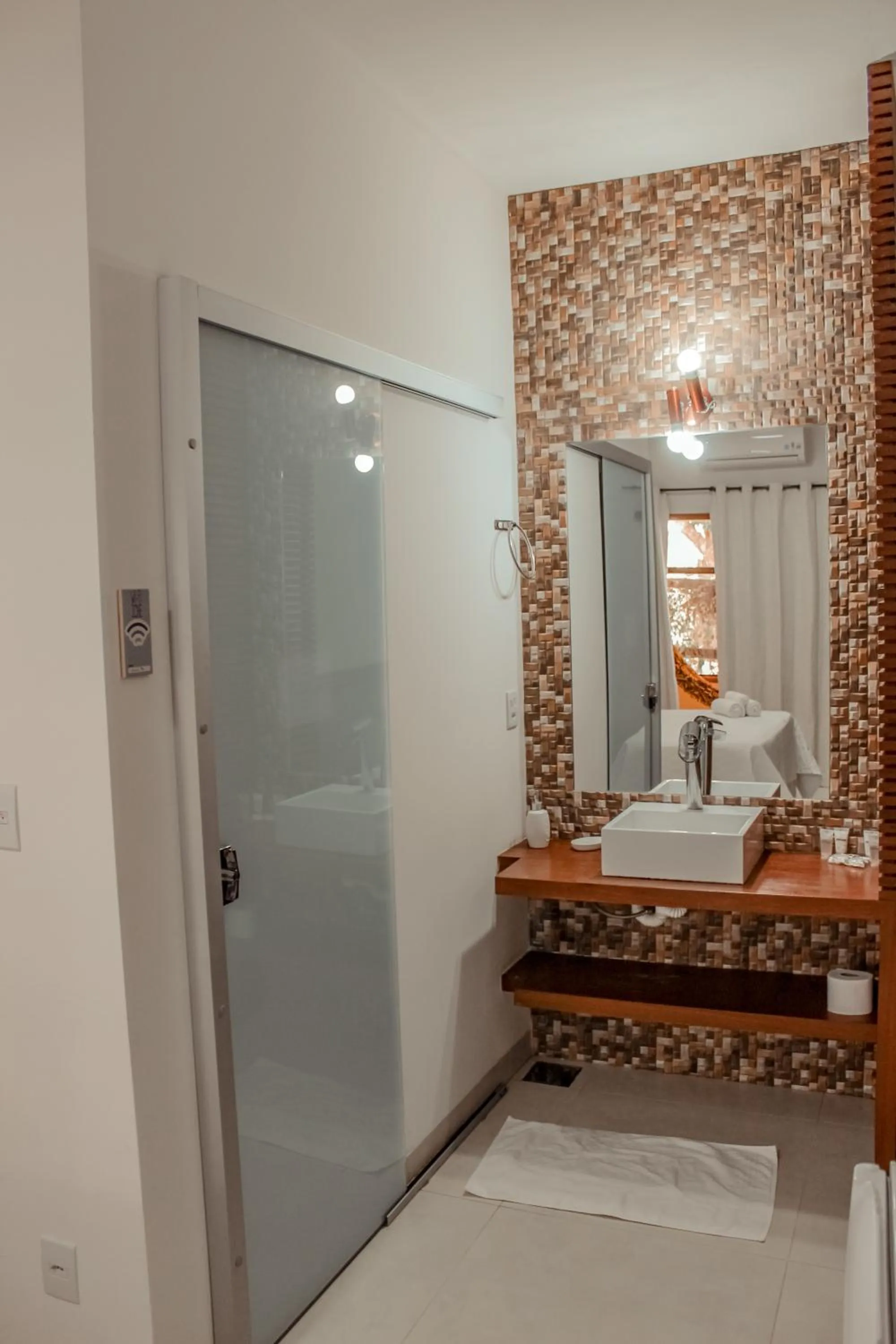 Bathroom in Pousada Quintal da Lua