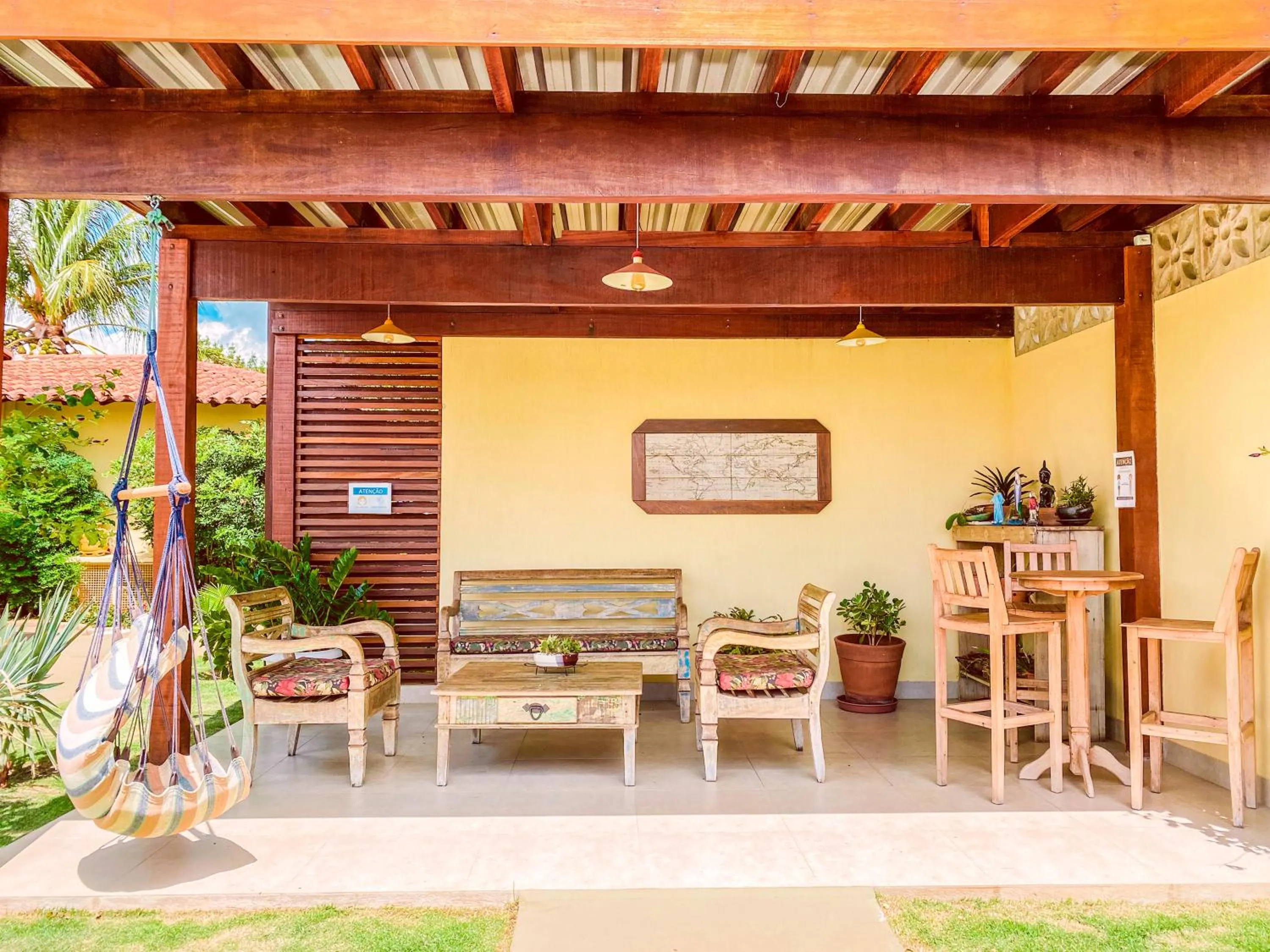 Seating area in Pousada Quintal da Lua