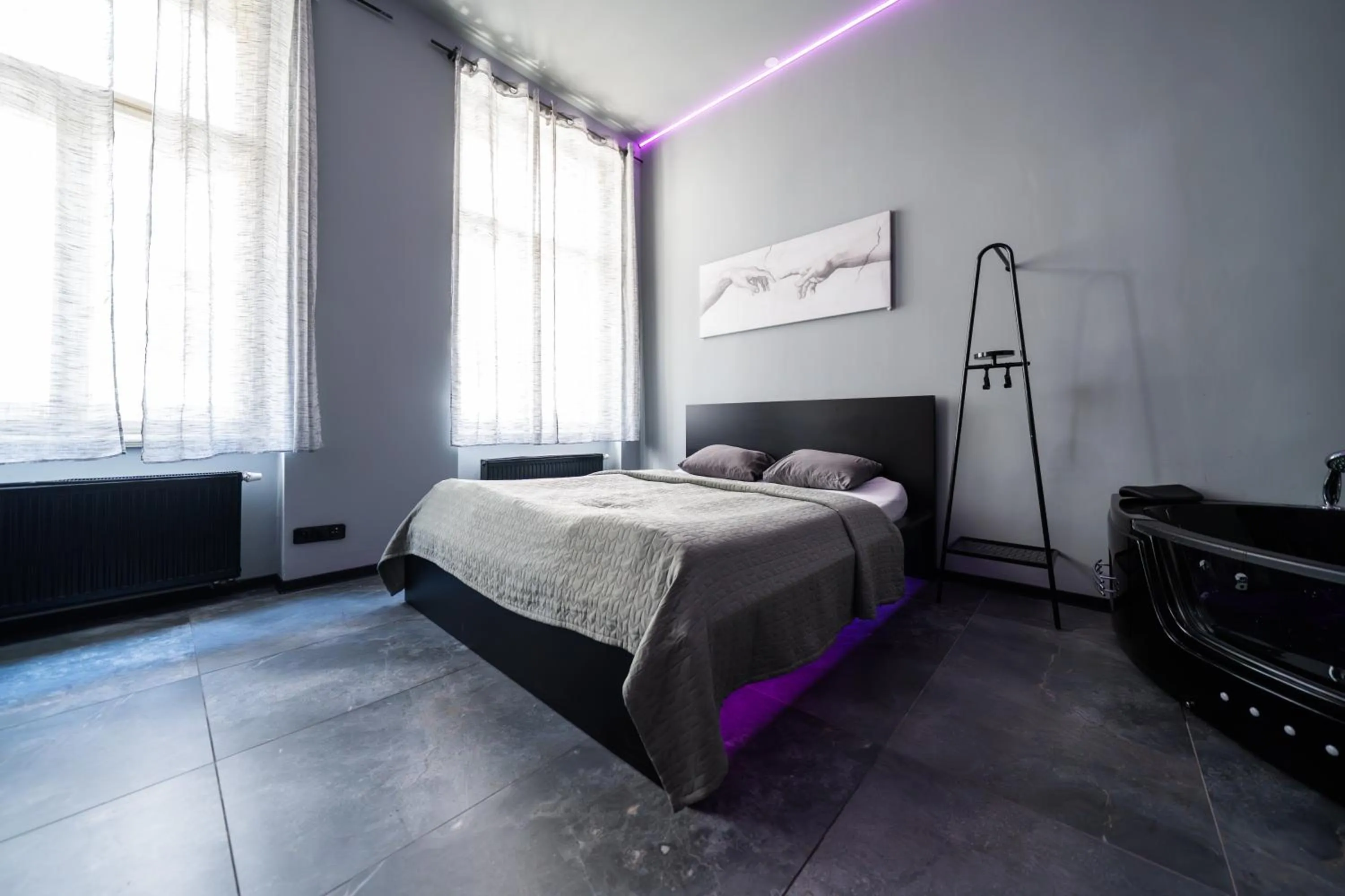 Bed in Wellness Rooms Central