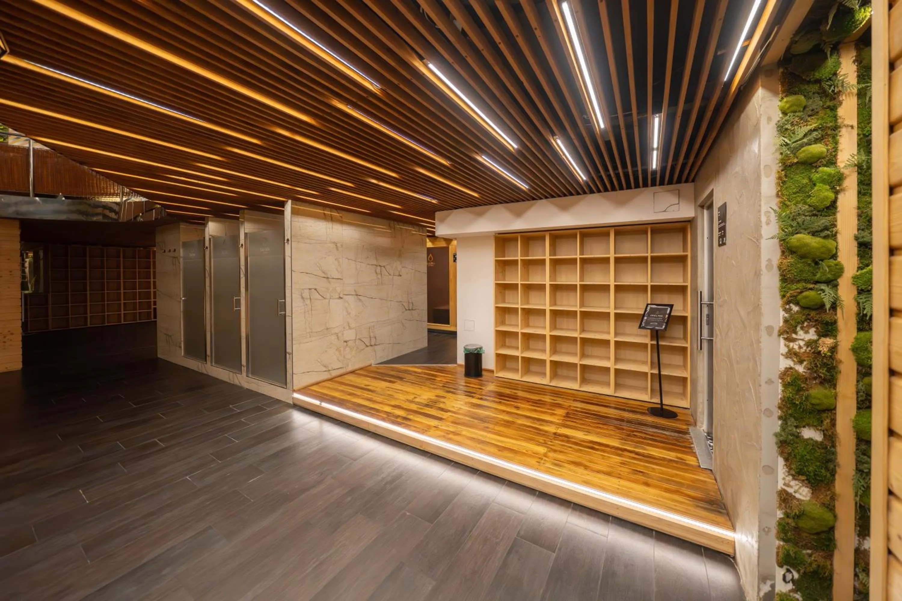 Spa and wellness centre/facilities in Wellness Rooms Central