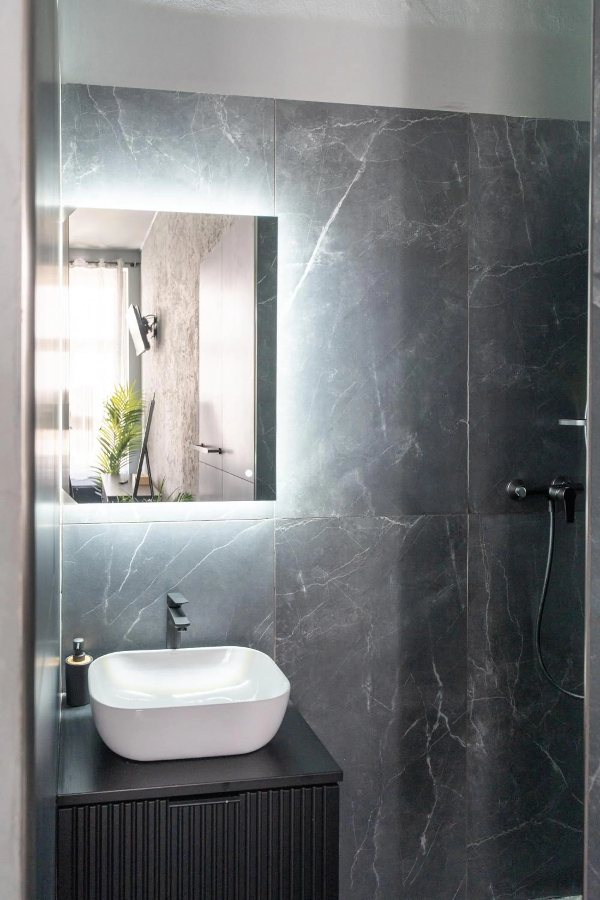 Shower in Wellness Rooms Central