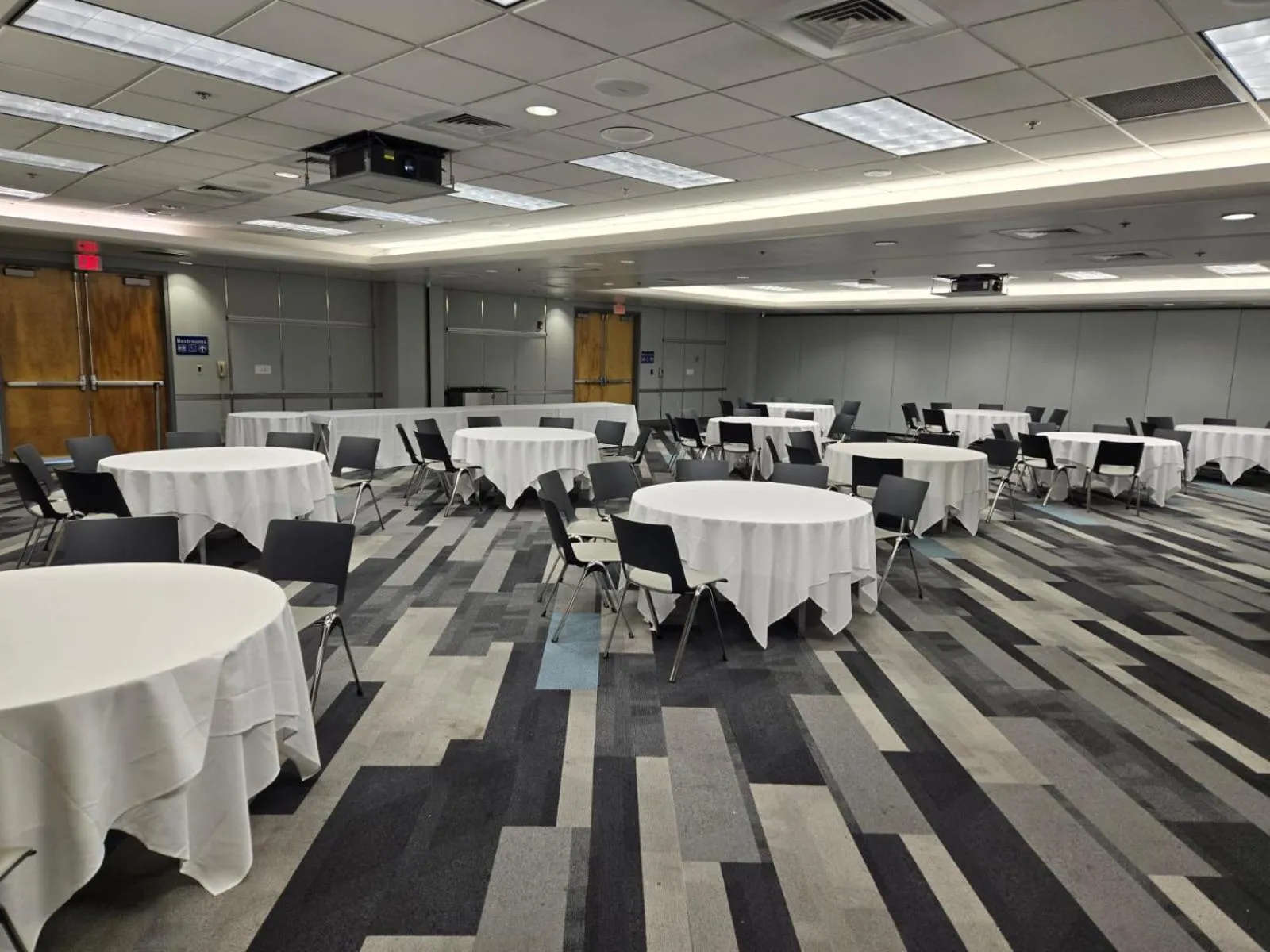 Meeting/conference room in Miami International Airport Hotel