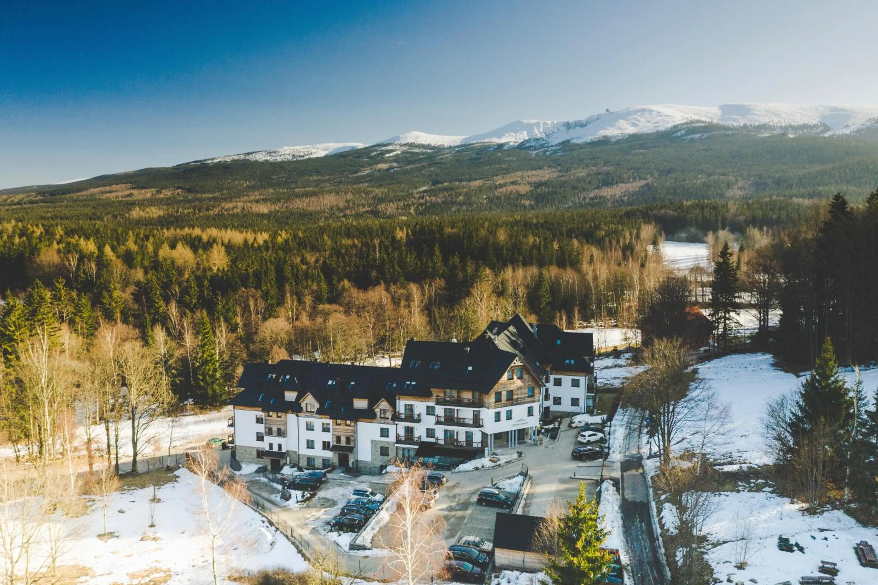 Property building in Aparthotel Cristal Resort Szklarska Poręba by Zdrojowa