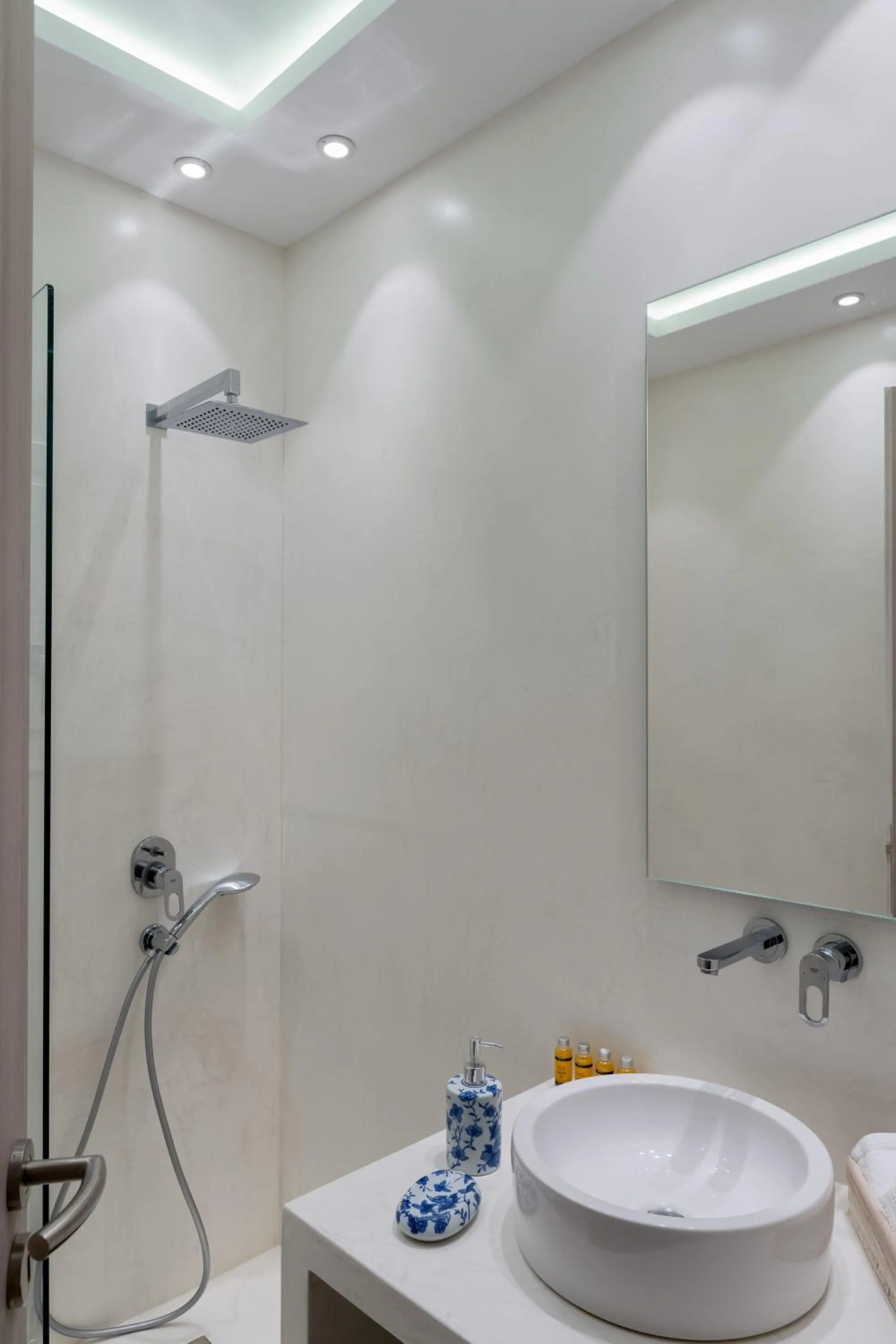 Bathroom in Porto Vecchio Luxury Suites