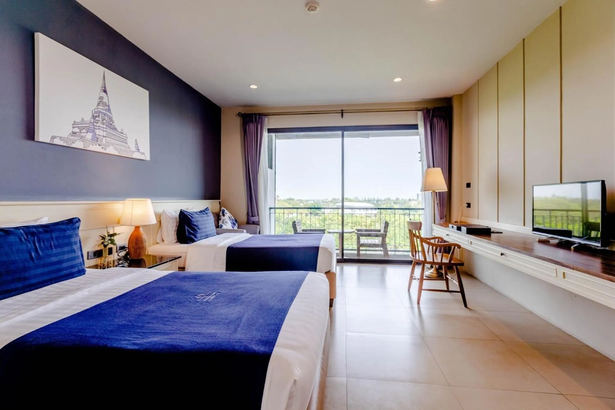 Photo of the whole room, Bed in The Cavalli Casa Resort