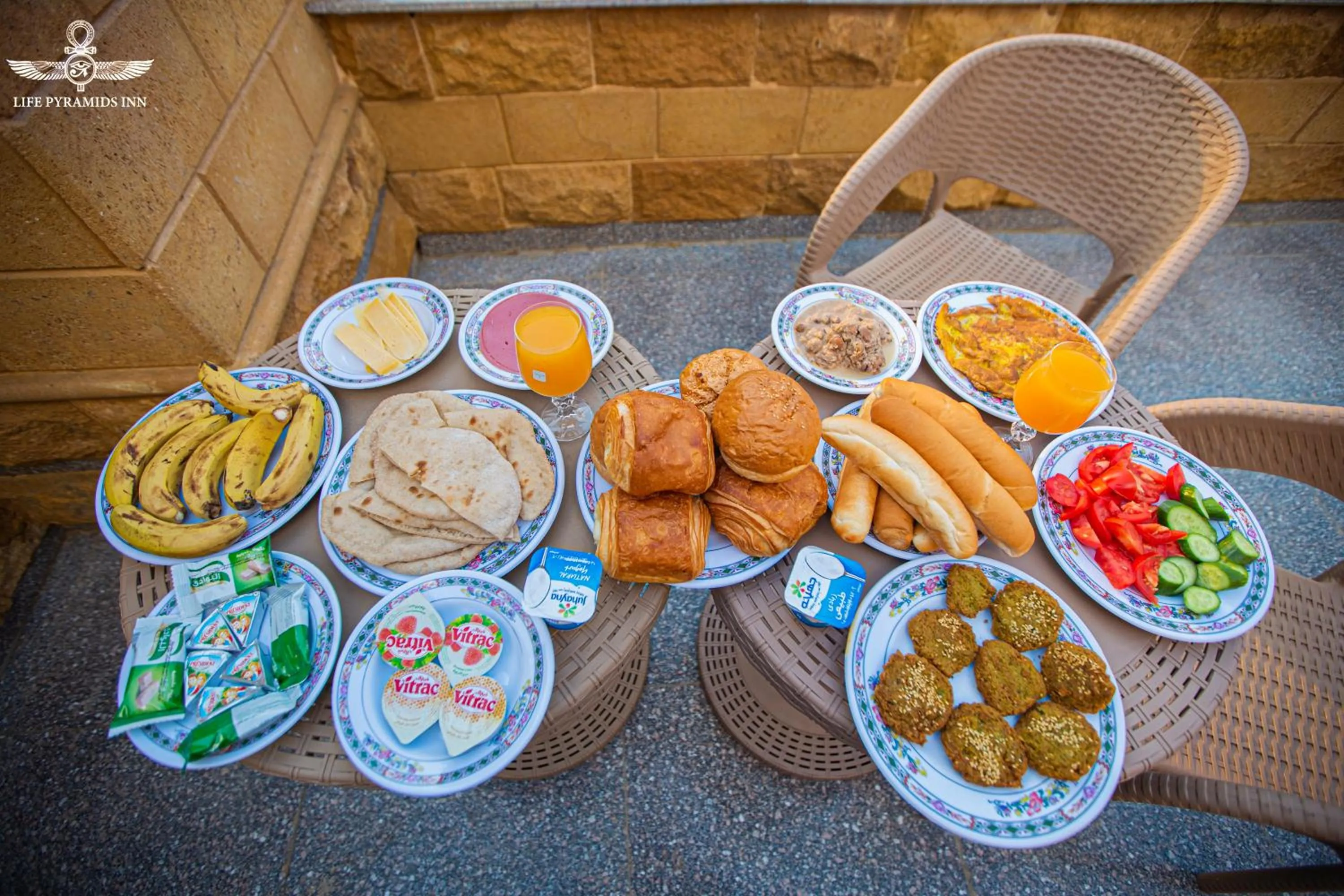 Breakfast in Life Pyramids Inn