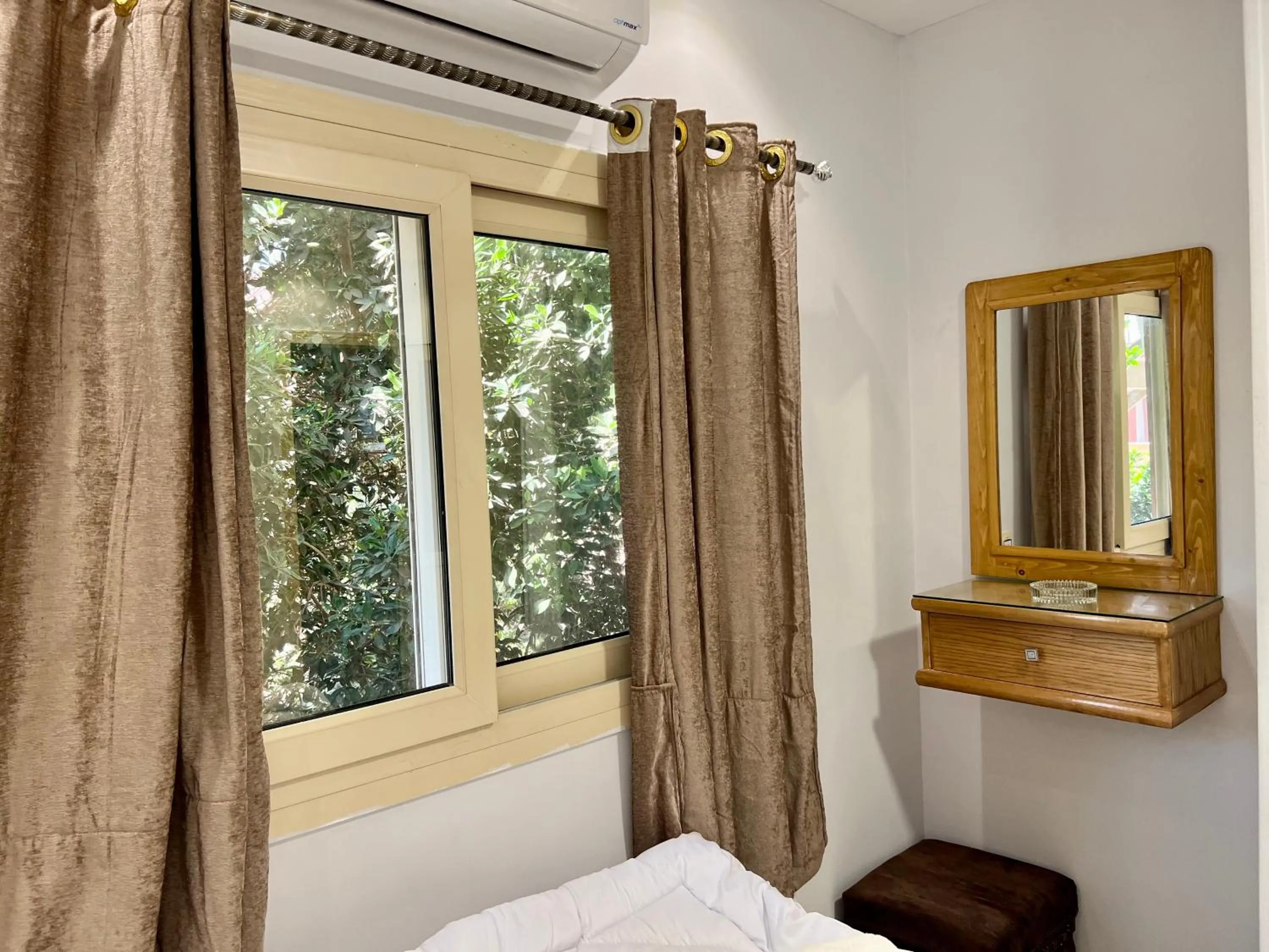 Bed in Life Pyramids Inn