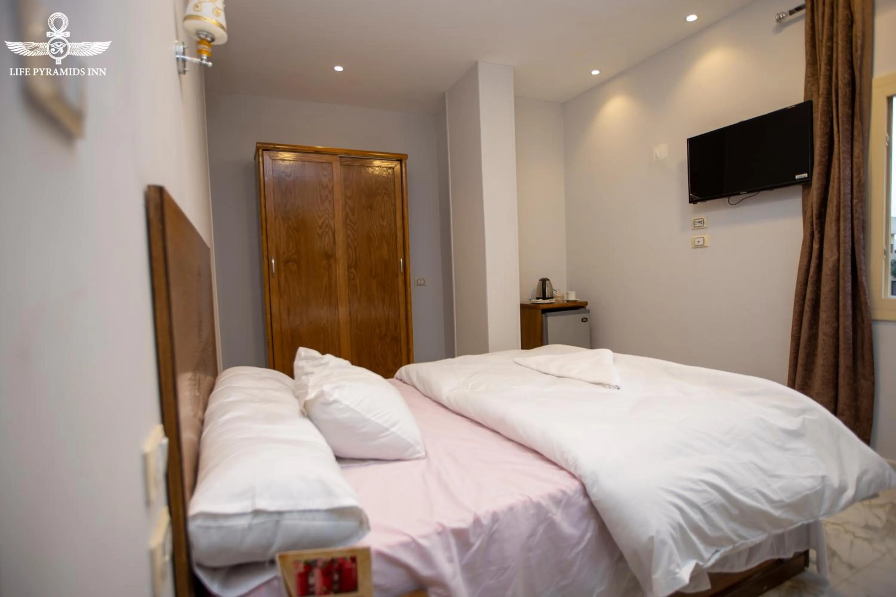 Bed in Life Pyramids Inn