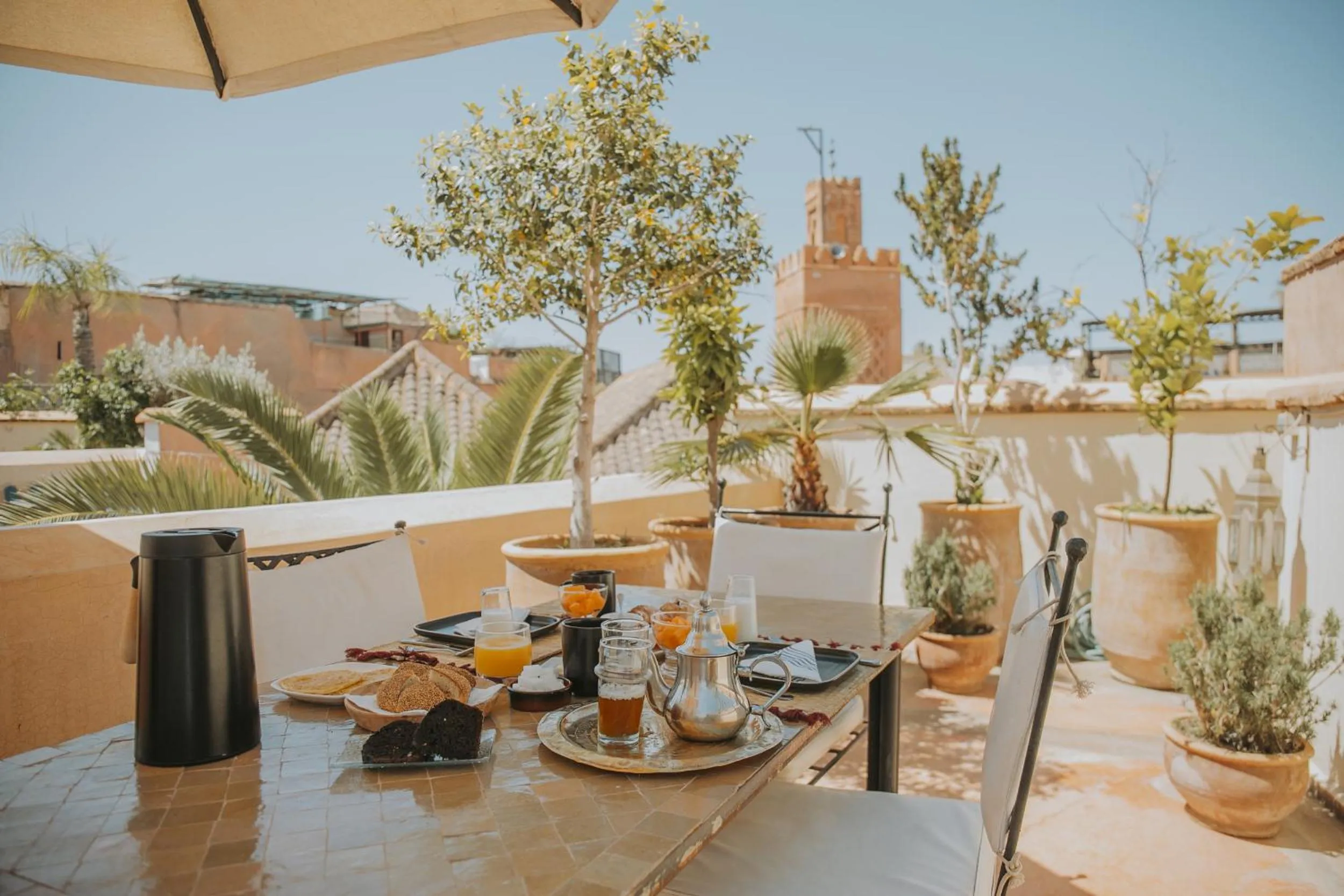 Breakfast in Dar Zelda