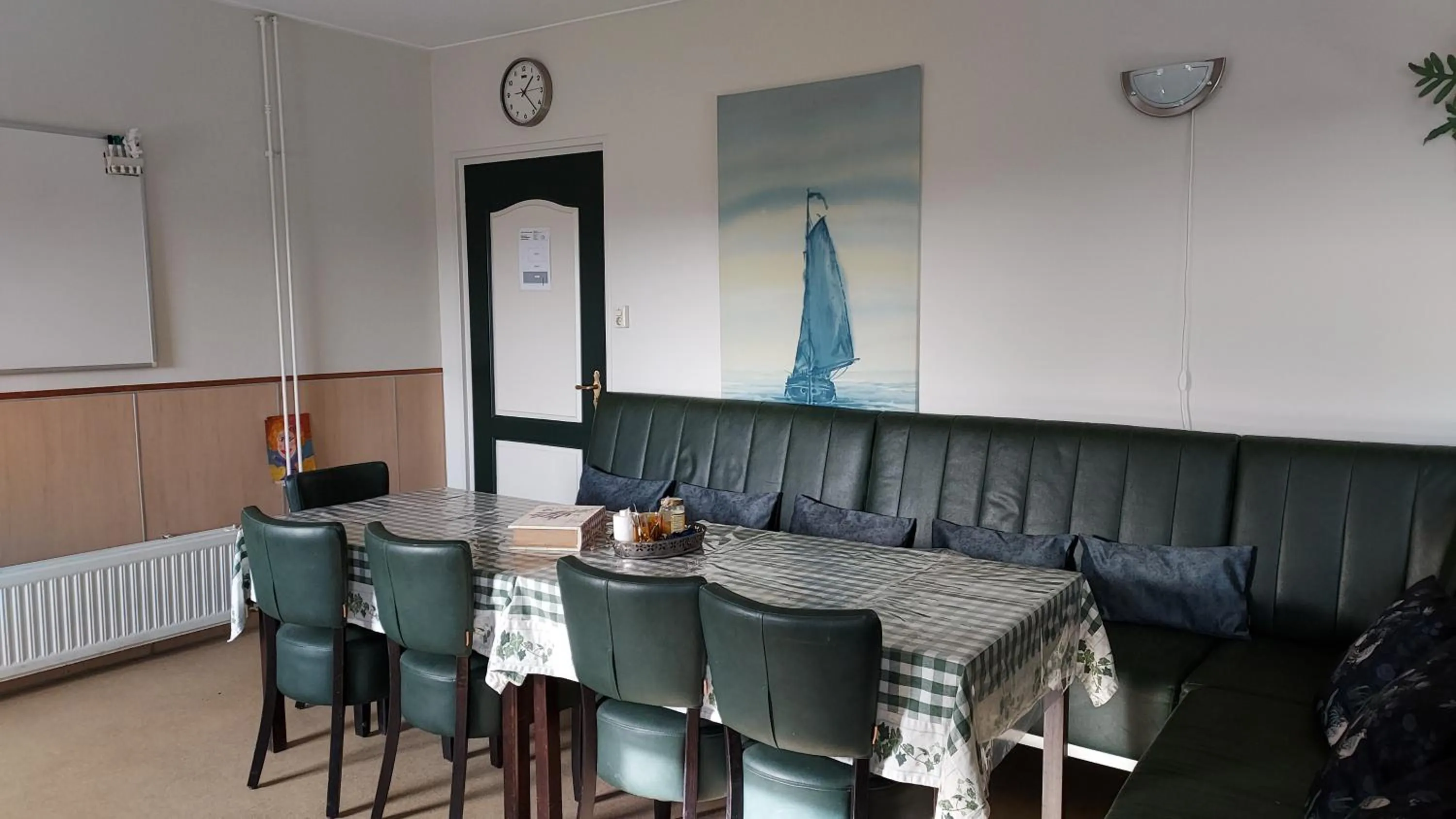 Dining area in lodge 61 hotel aan het water