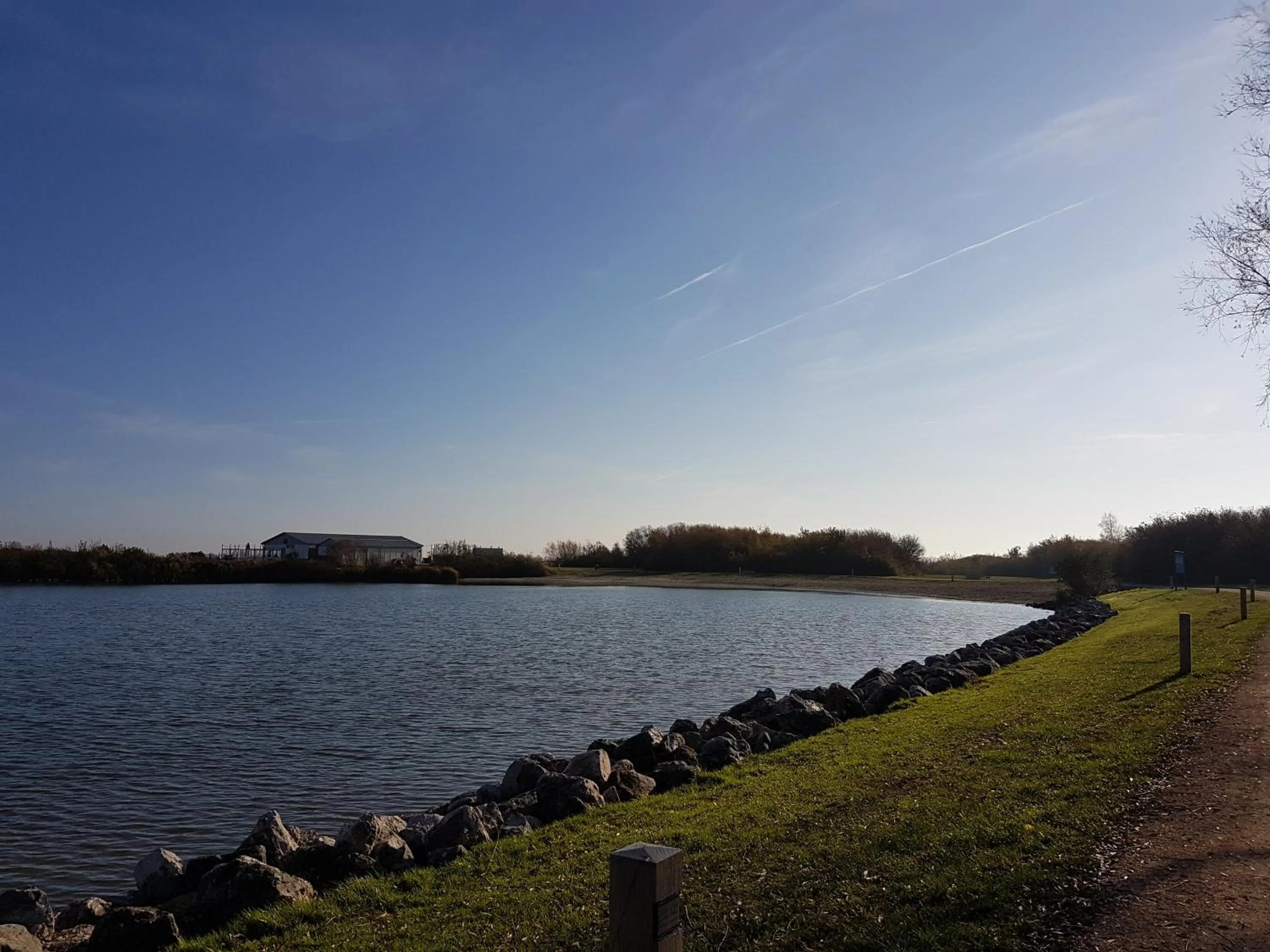 Beach in lodge 61 hotel aan het water