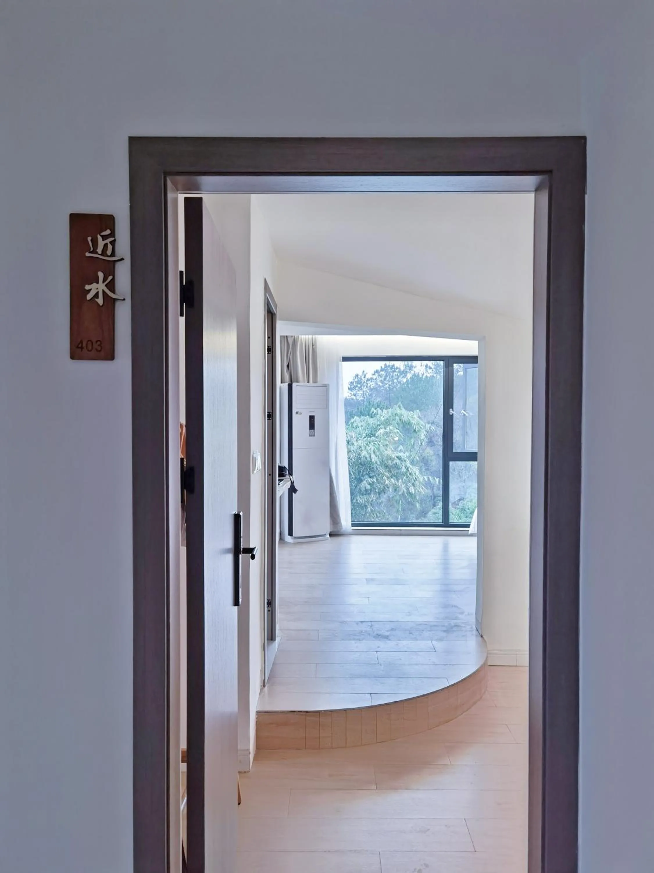 Mountain view in Riverside Retreat Hotel