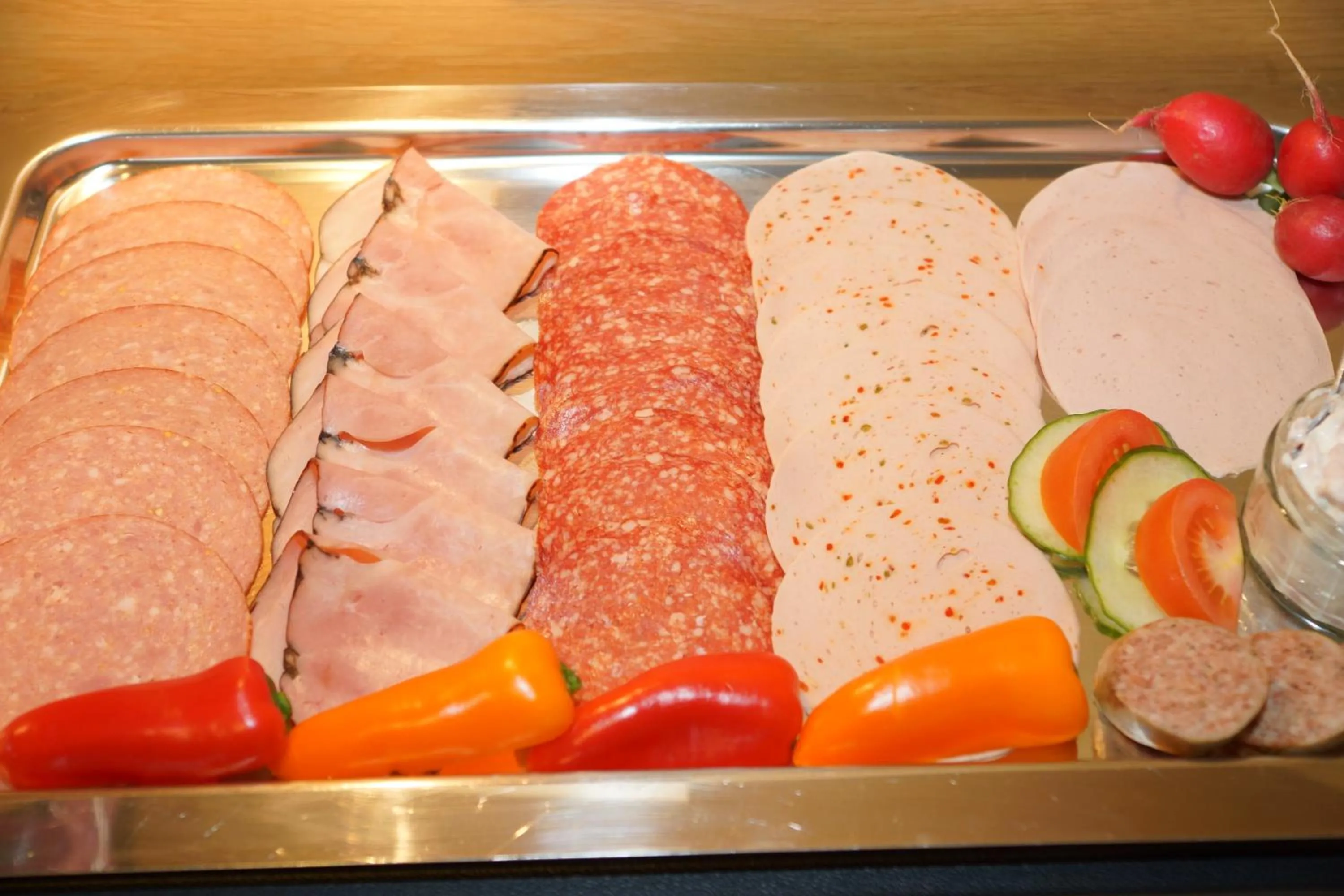 Buffet breakfast in Seehotel und Appartements Schnöller