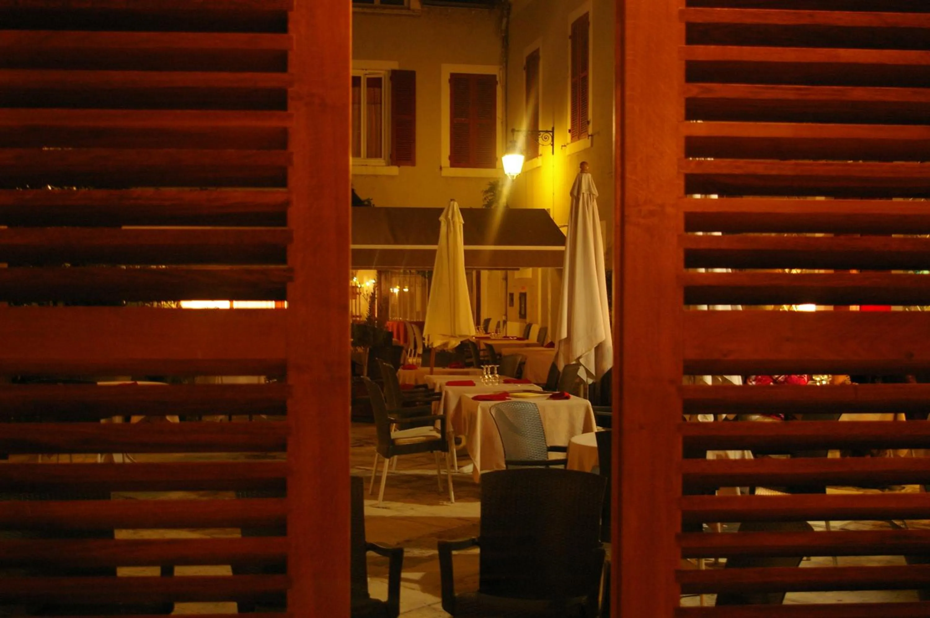 Balcony/Terrace in Logis Hôtel Le Cheval Noir
